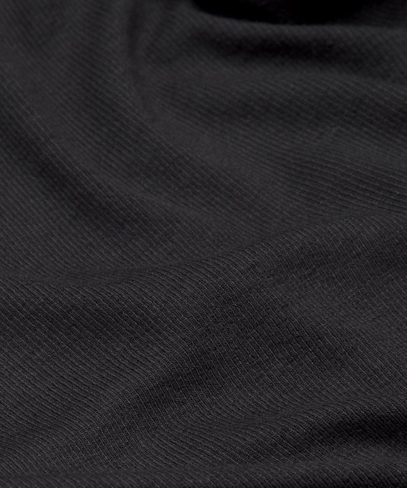 Hold Tight Keyhole Neck Long-Sleeve Shirt *Charm 7