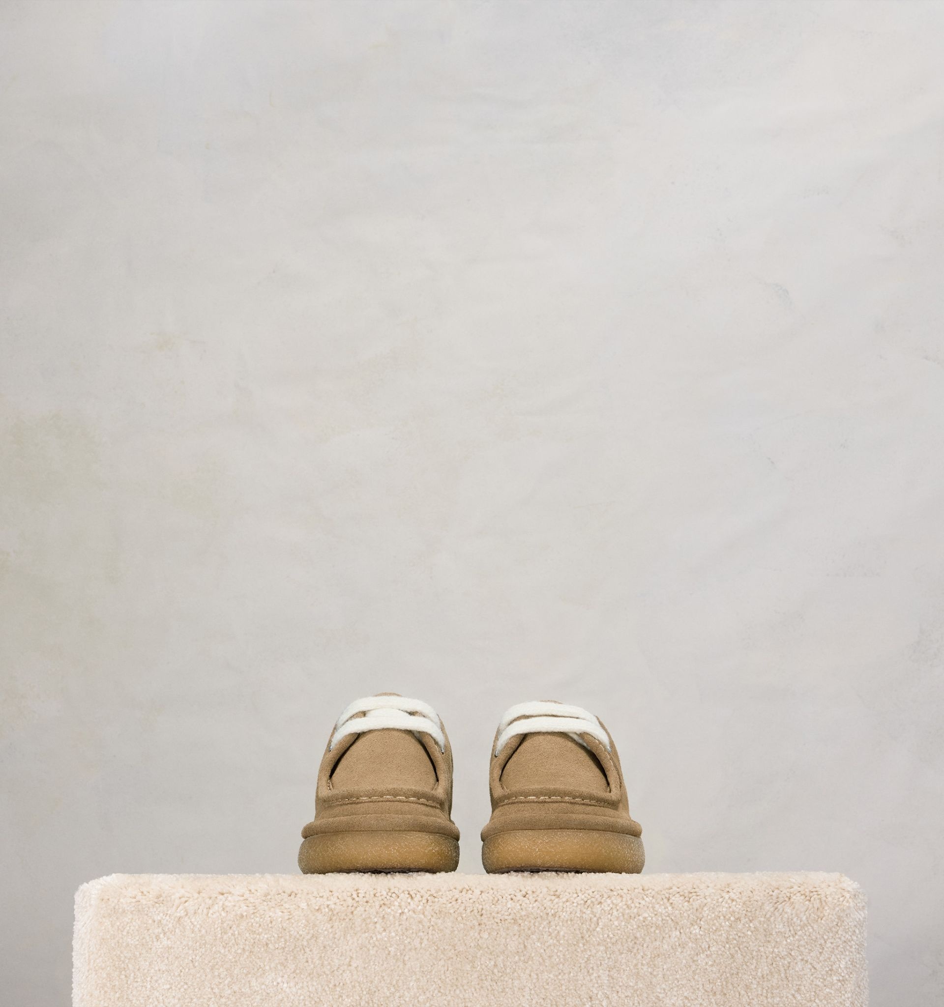 Crepe Sole Lace Up Shoes - 7