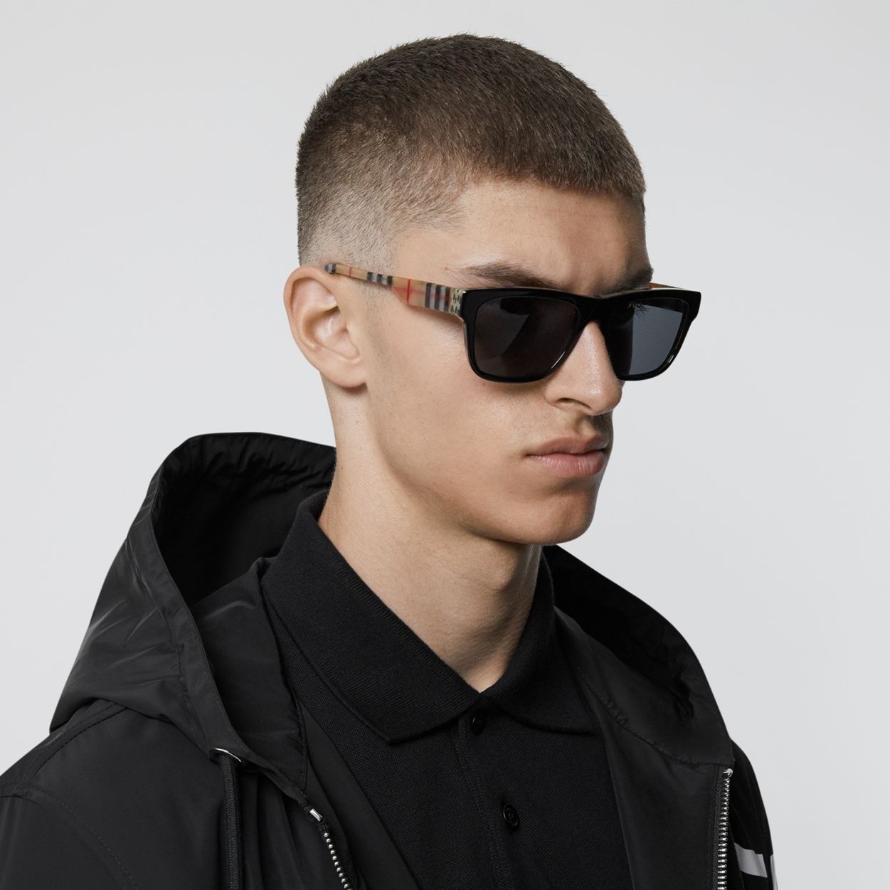 Check detail hot sale square frame sunglasses