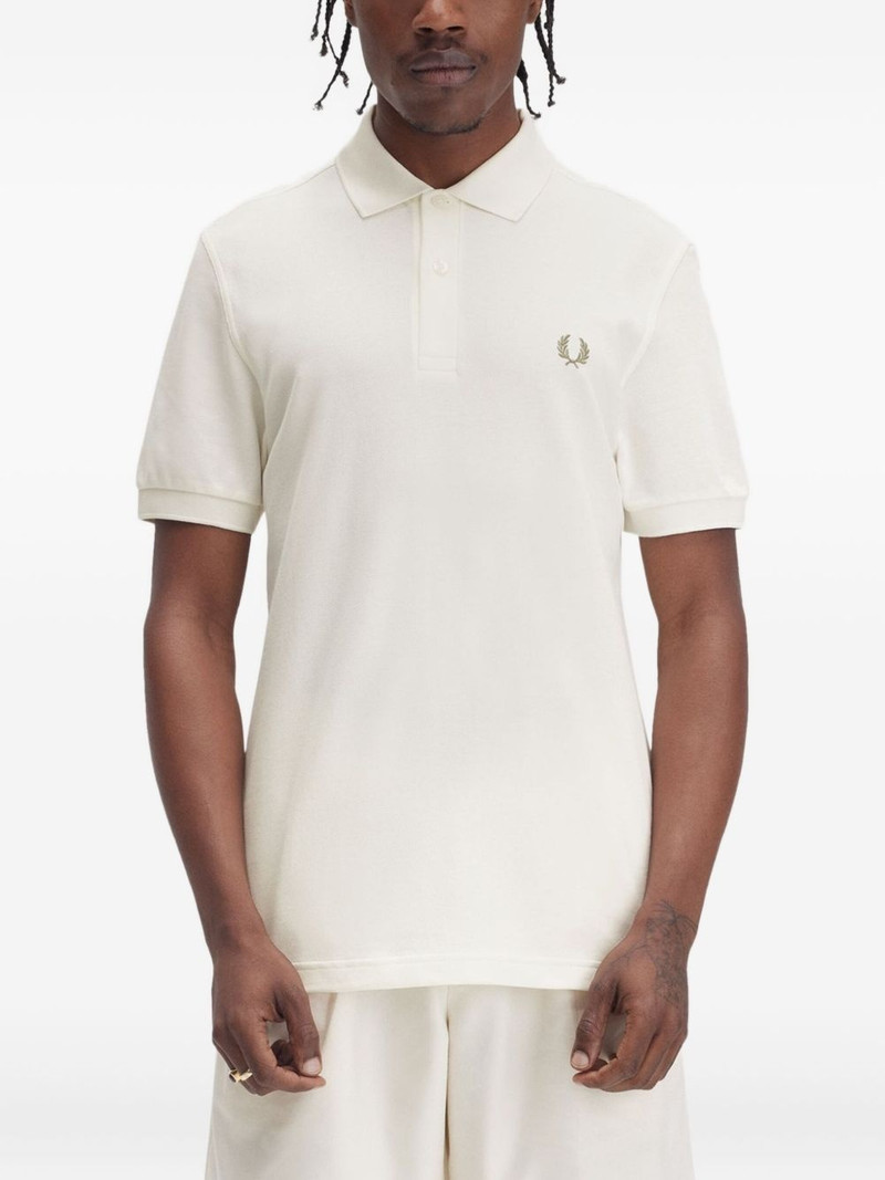 Fred Perry logo-embroidered polo shirt outlook