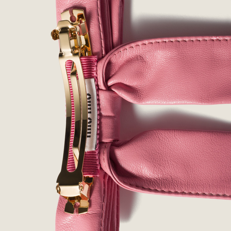 Miu Miu Leather bow hair clip outlook