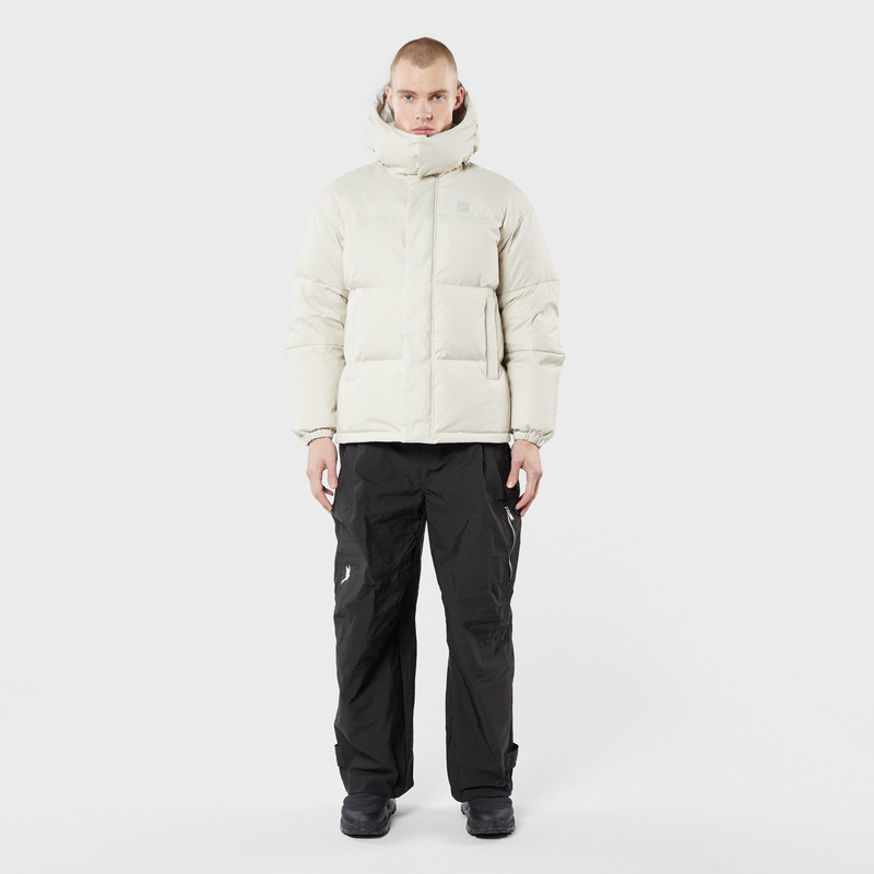 Dyngja Down Jacket 1