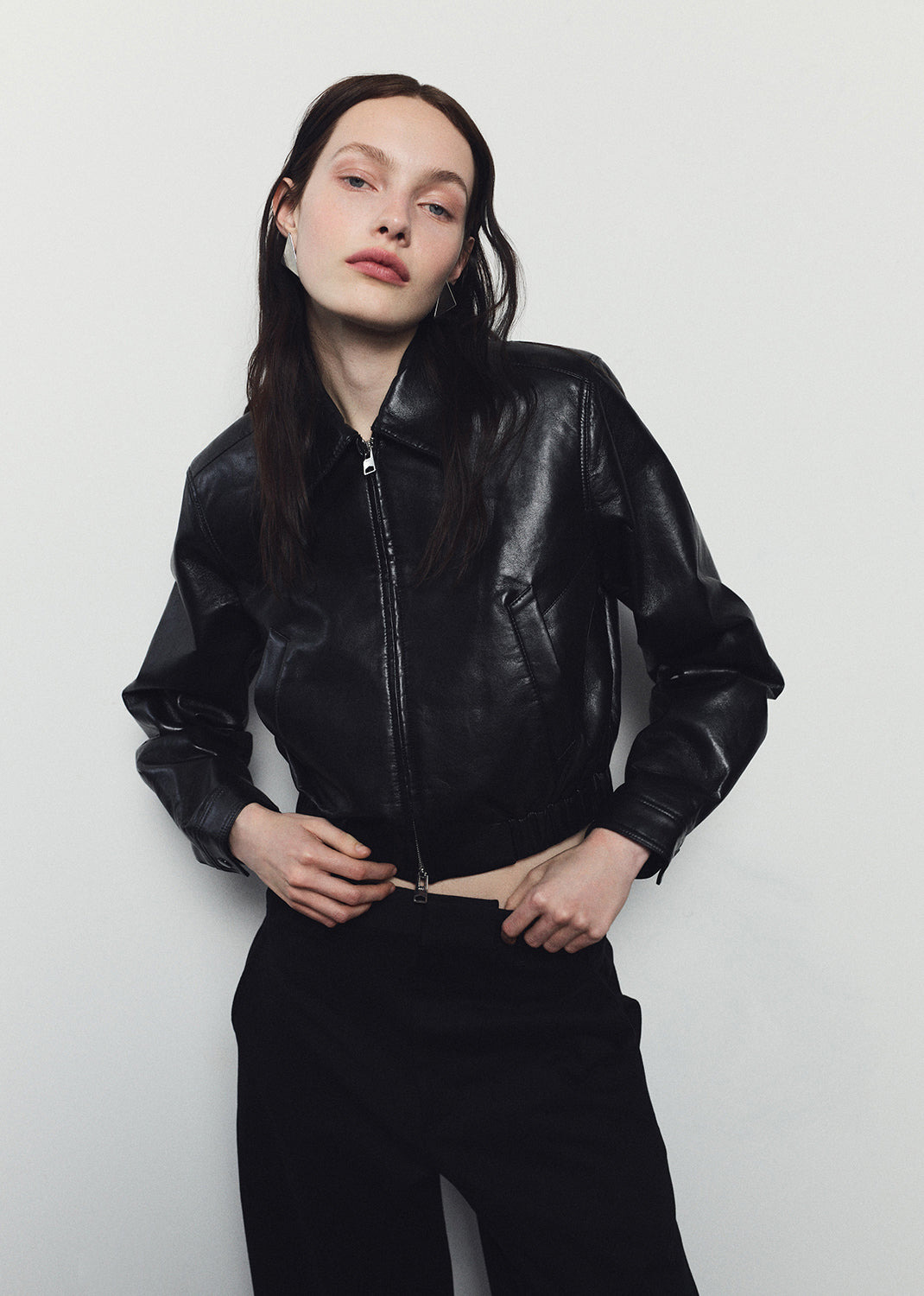 ESSIE RECYCLED LEATHER CROPPED JACKET IN BLACK - 2