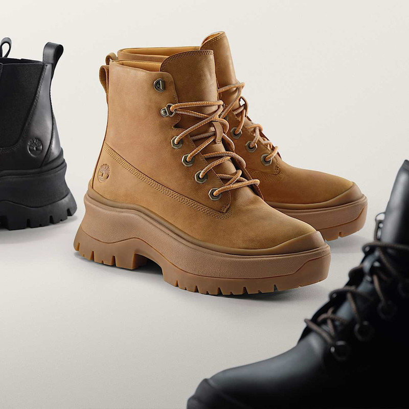Timberland Women's Roxie Lane Mid Lace-Up Boot outlook