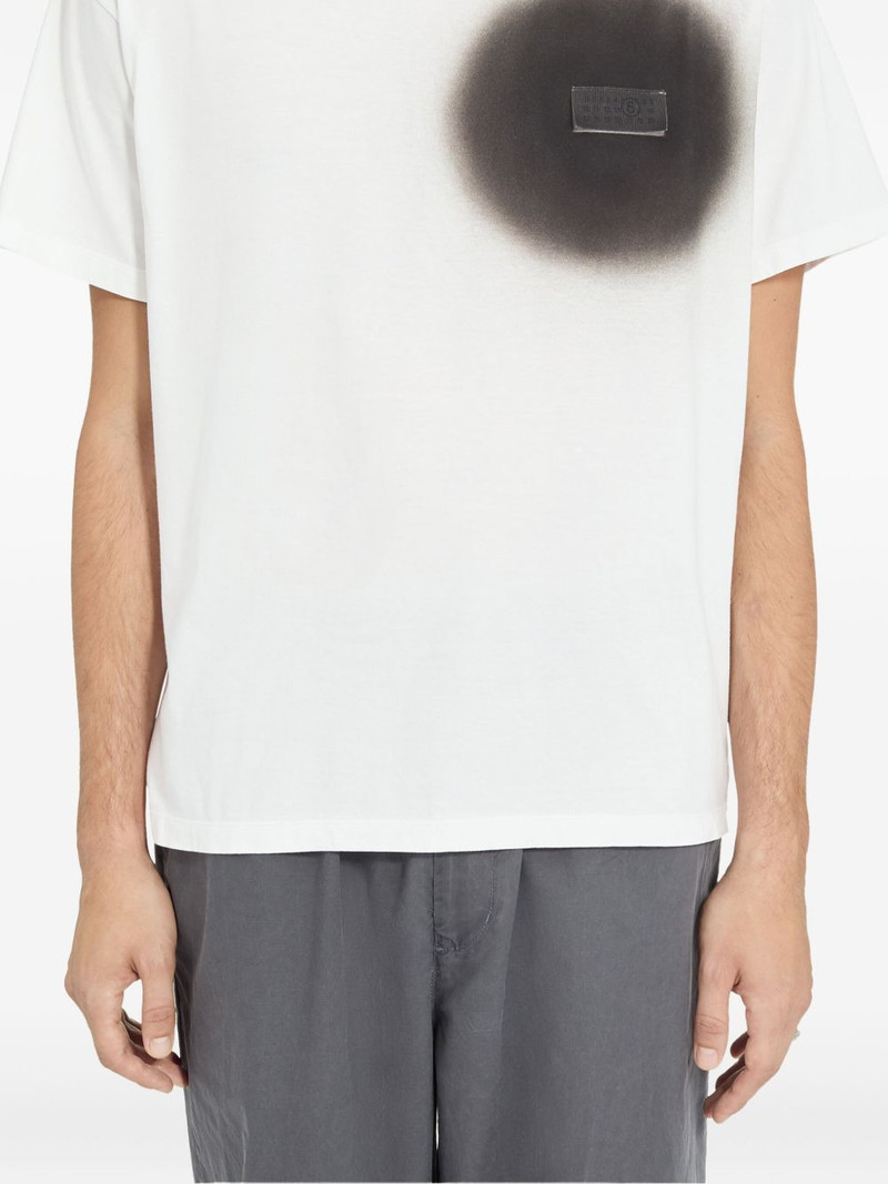 spray print T-shirt 5