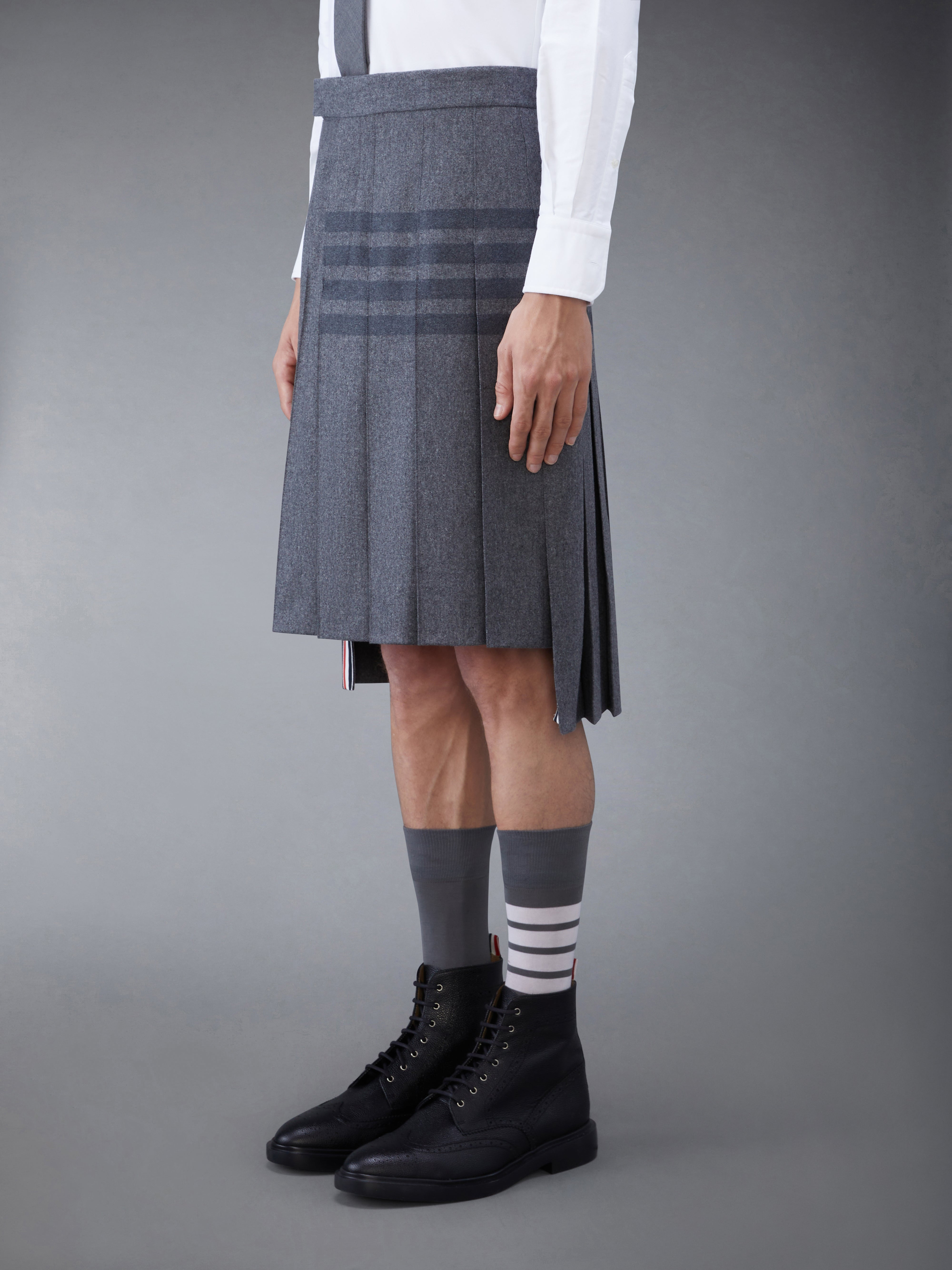 Medium Grey Wool Cashmere Flannel Knee Length Pleated 4-Bar Skirt - 3
