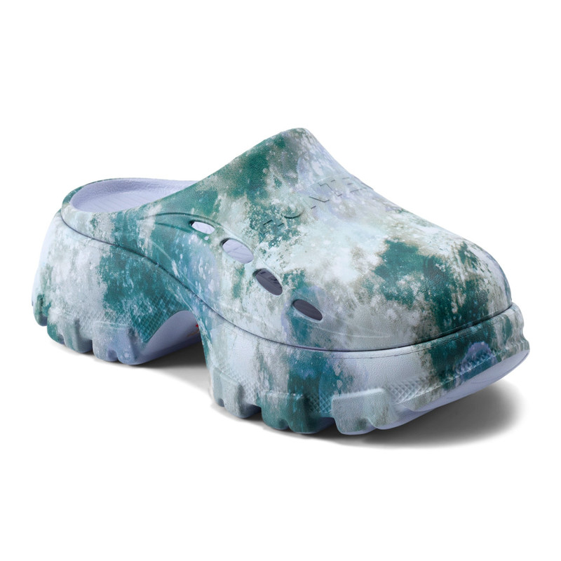 HUNTER Women's Bryce Slip-on Closed Toe Casual Clogs outlook