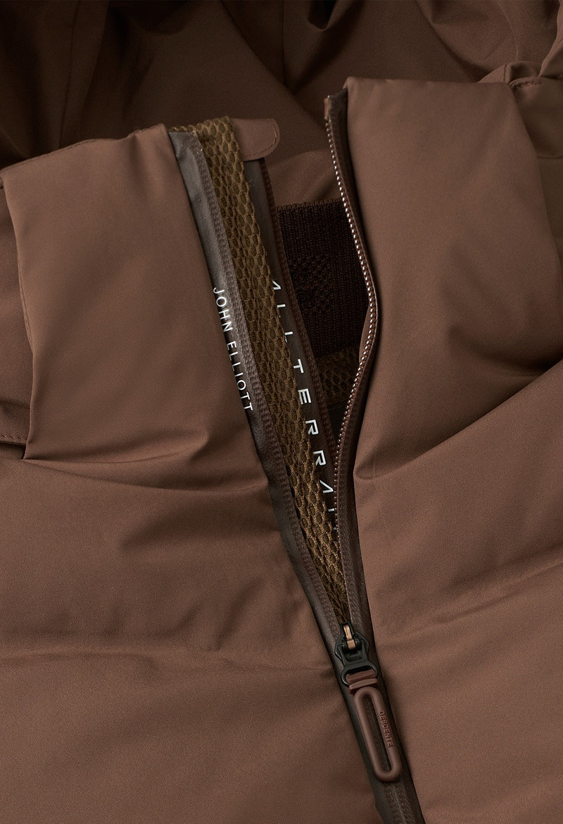 JOHN ELLIOTT X DESCENTE ALLTERRAIN MIZUSAWA DOWN JACKET 12