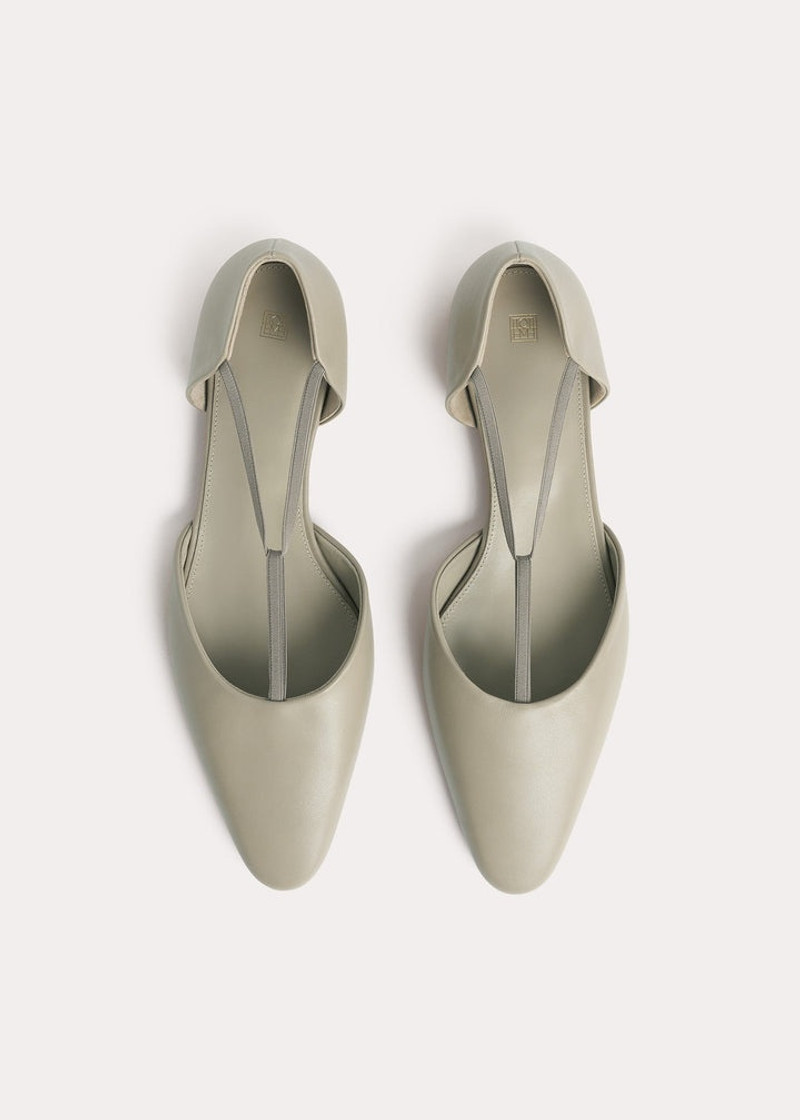 The T-Strap Flat clay 4