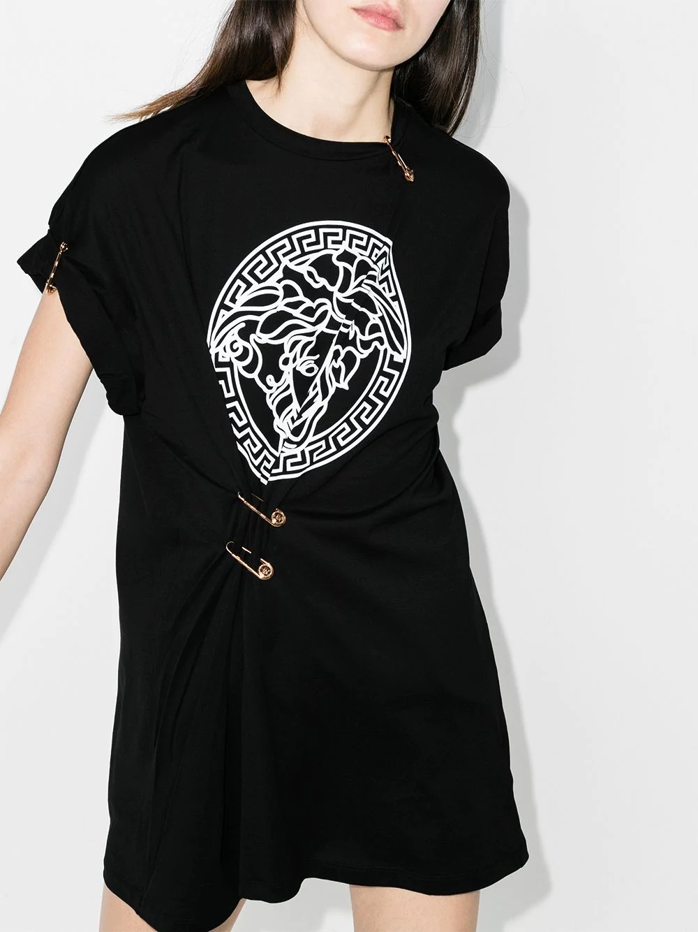 Medusa safety-pin detail T-shirt dress - 2