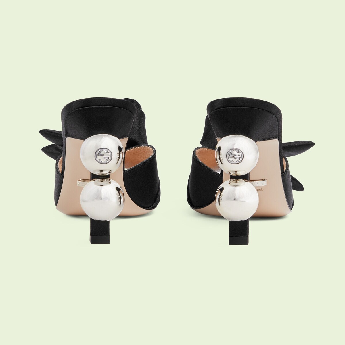 サンダル・ミュール GUCCI SANDAL WITH SATIN SPHERES Gucci Women's Satin Rose Spheres Sandals | Bloomingdale's