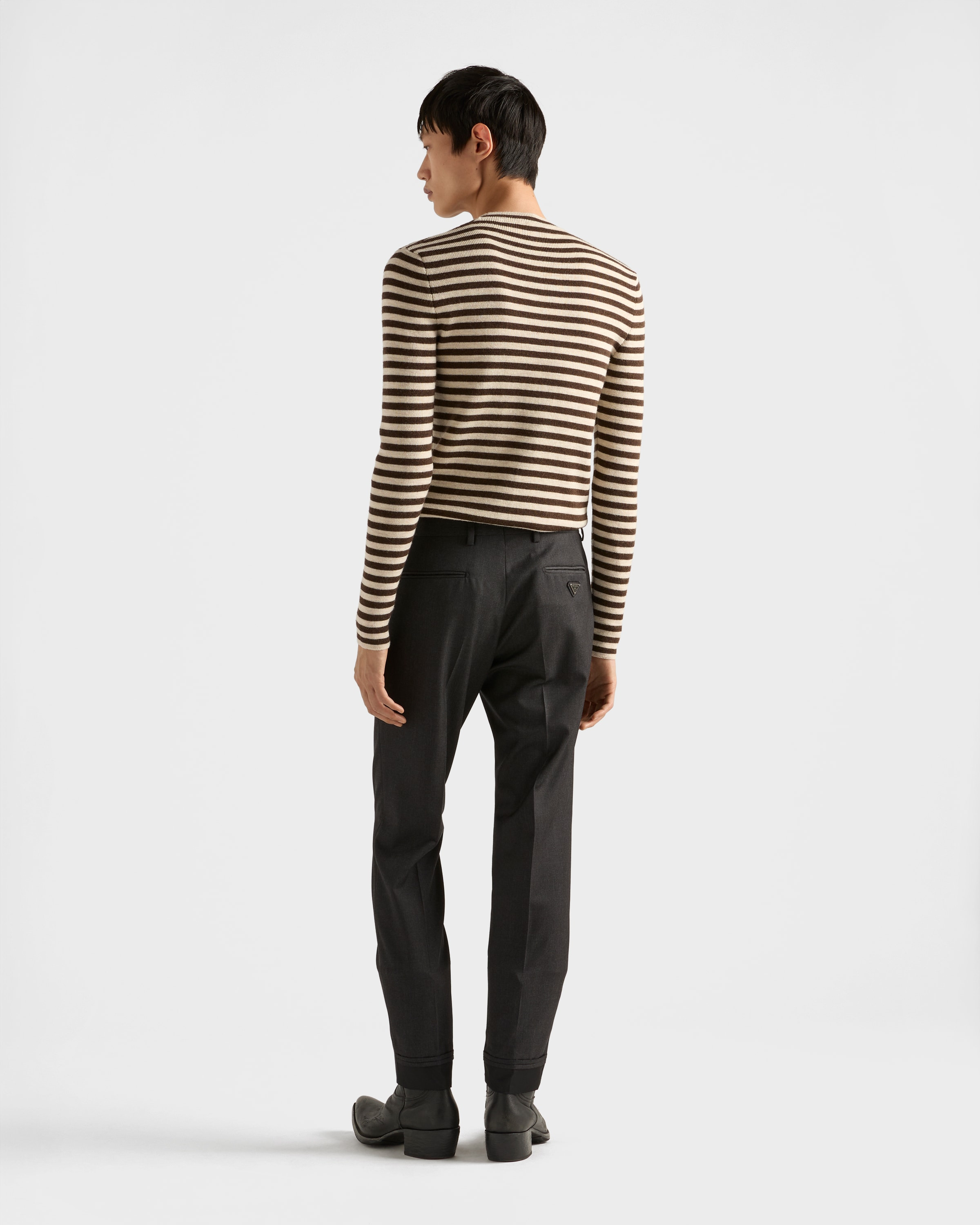 Superfine wool crew-neck sweater - 5