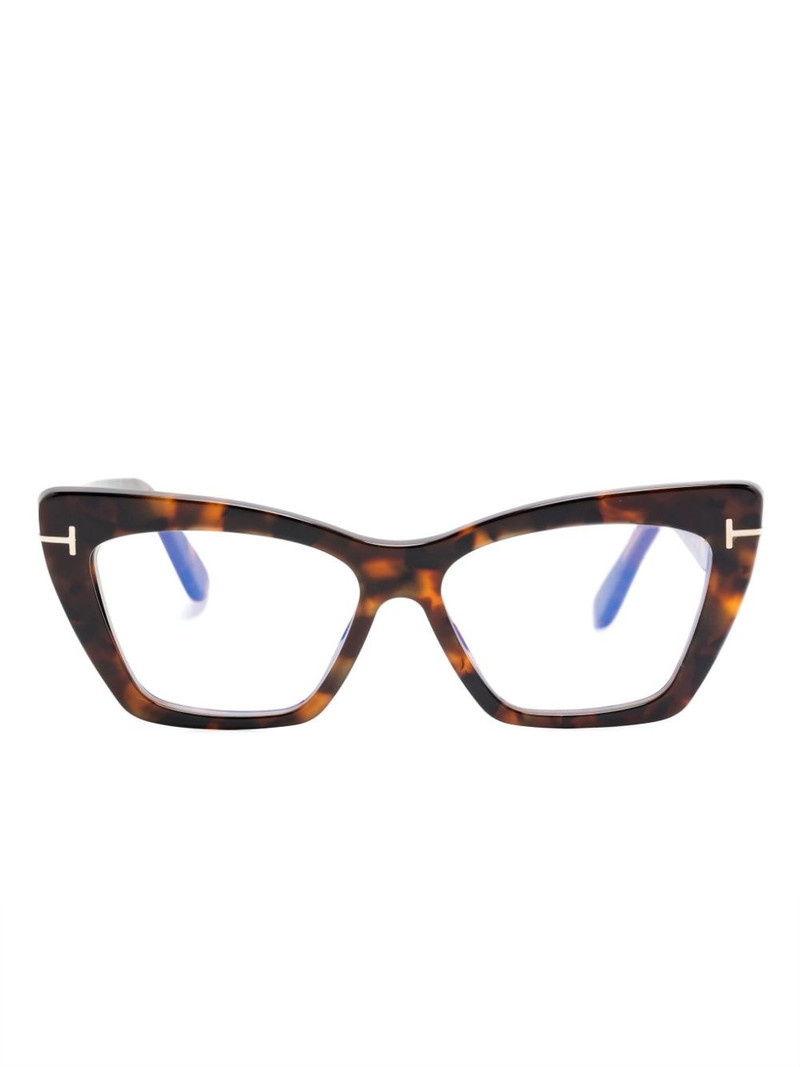 cat-eye glasses 1
