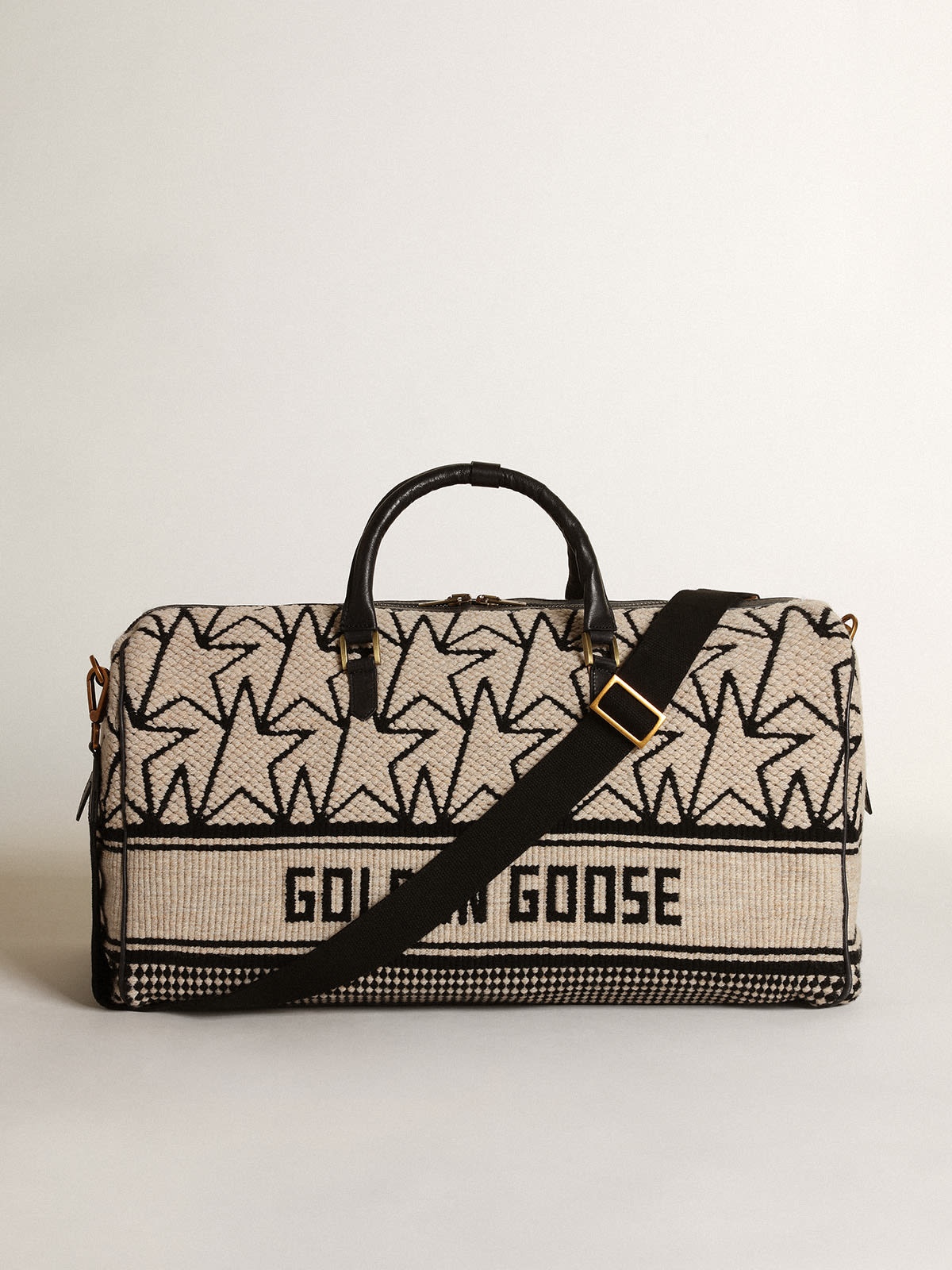 Men's duffle bag in milk-white jacquard wool and black lettering - 5