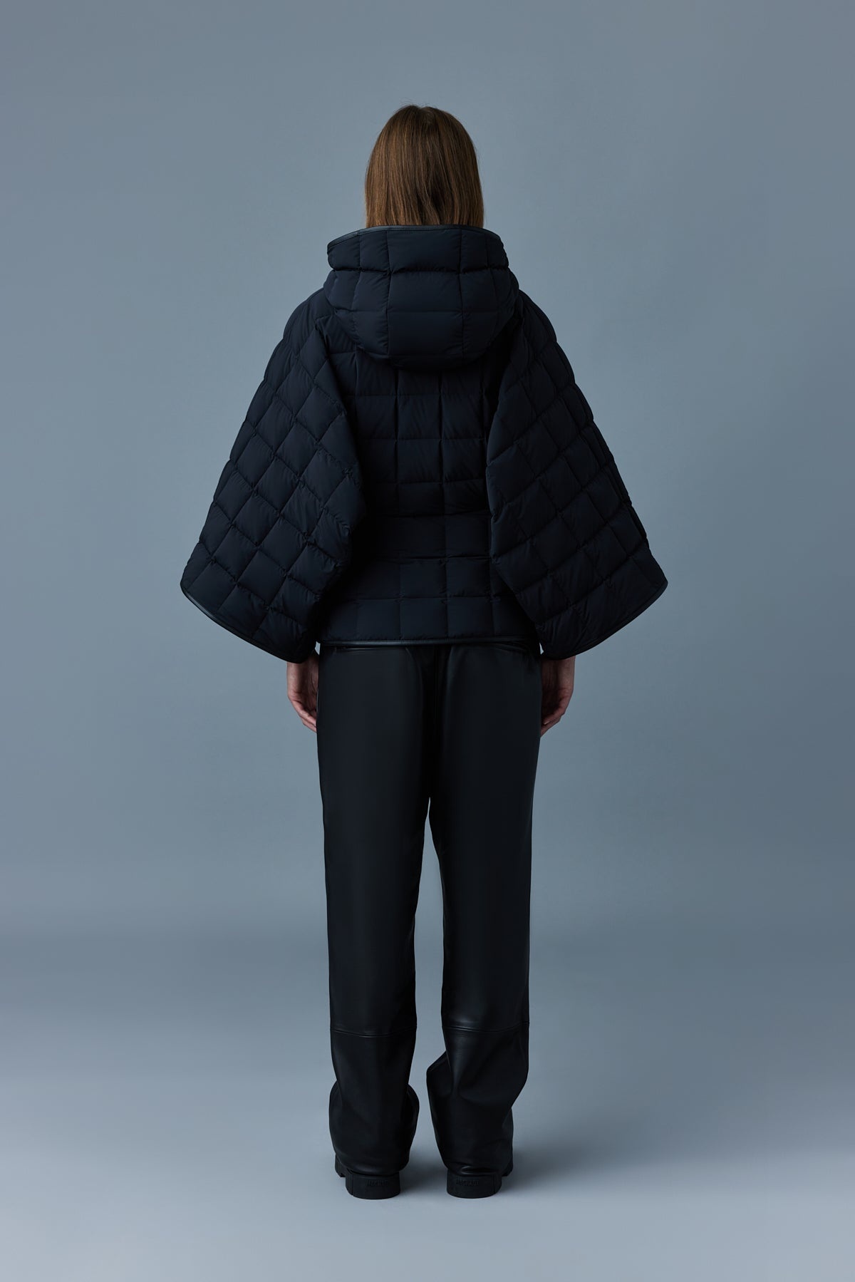VIOLINE down poncho with hood - 4