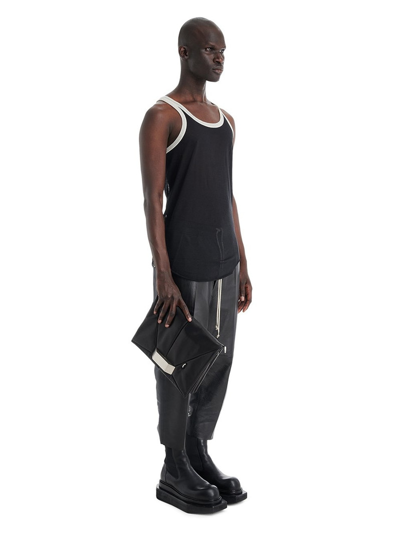 Beveled shoulder bag 9