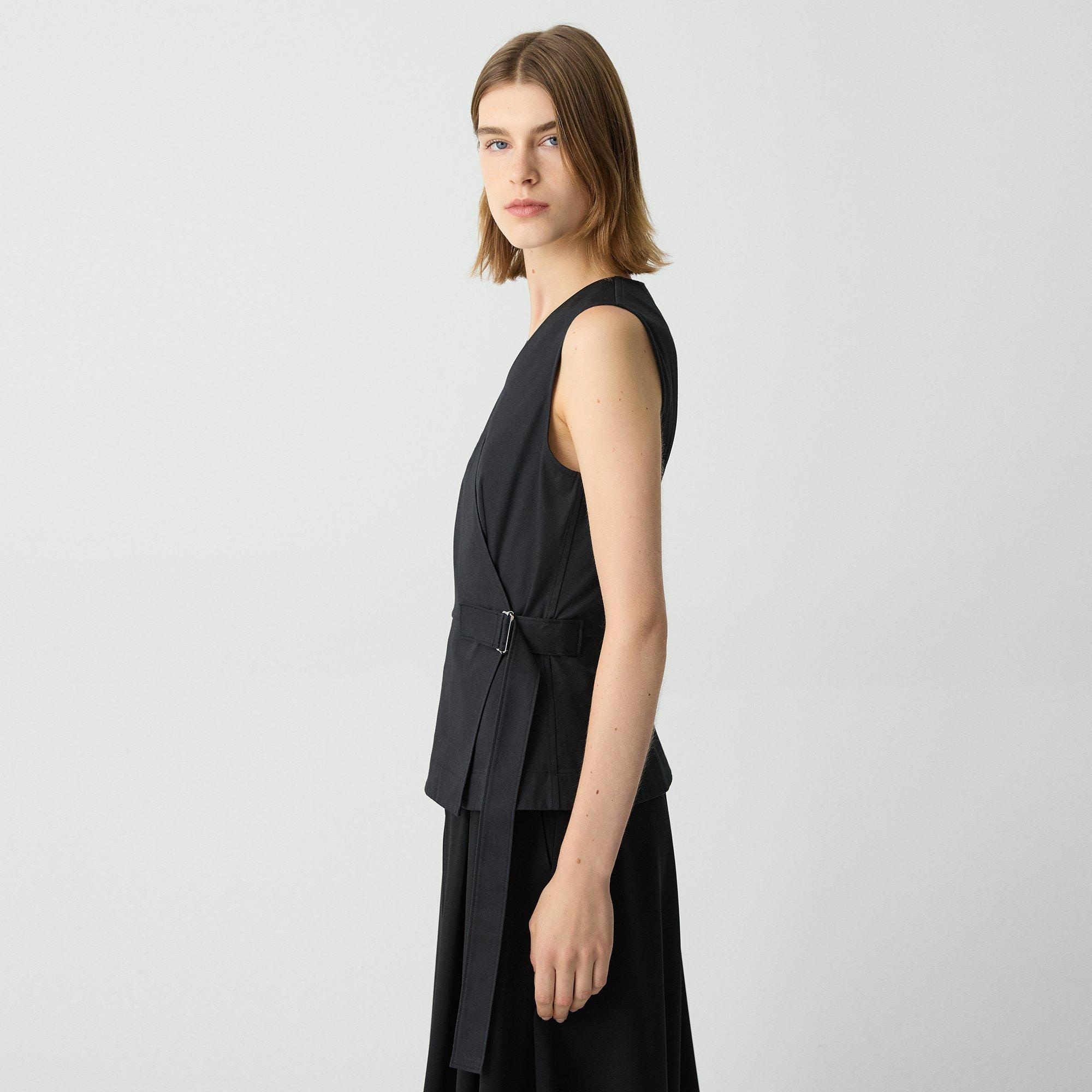 Sleeveless Wrap Top in Cotton Chino - 3