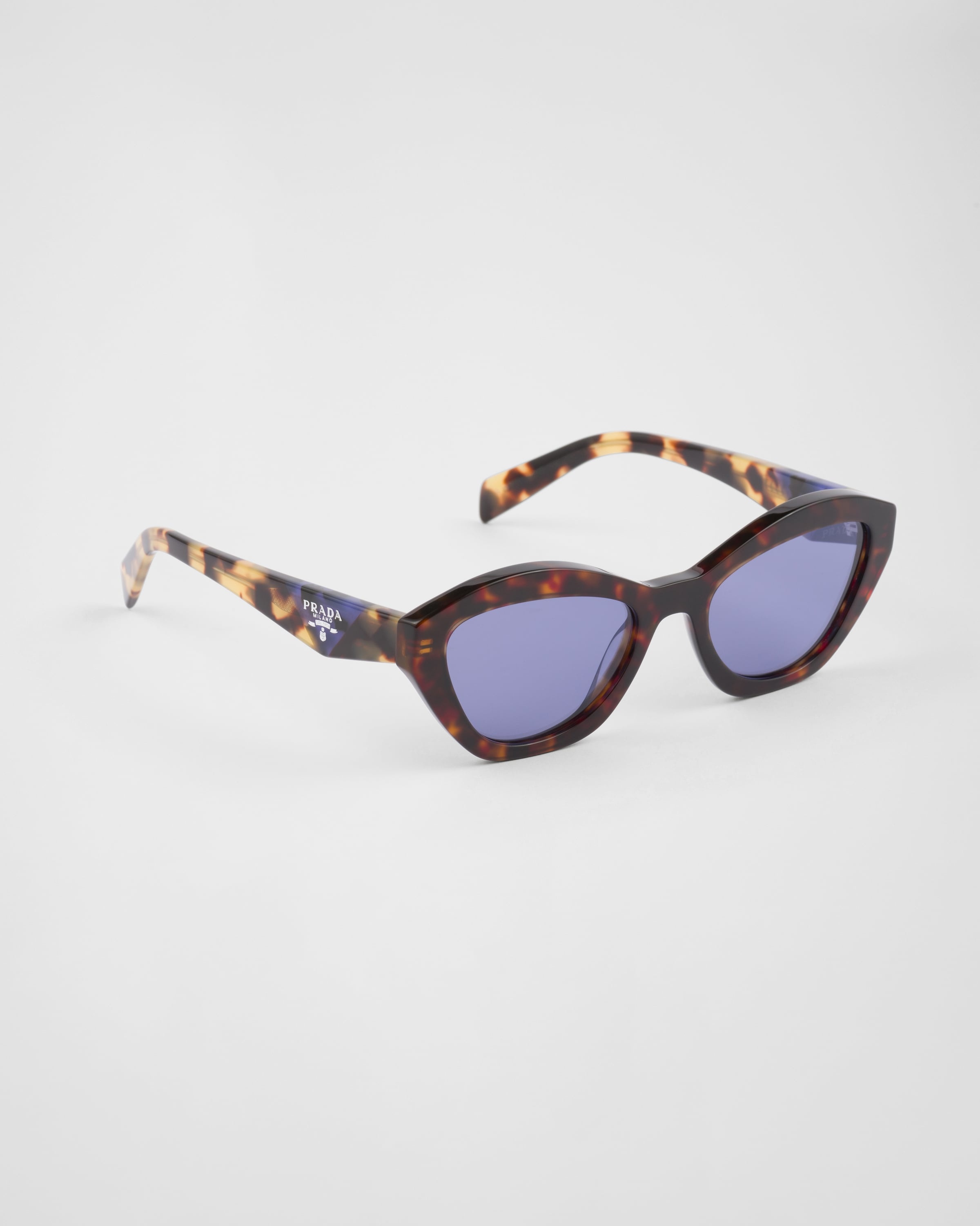 Sunglasses with Prada logo - 3