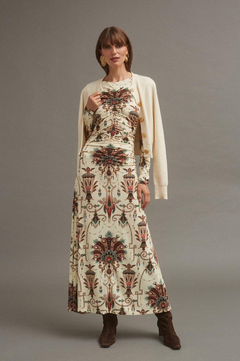 Cara Cara Maisy Dress
Figure-Skimming And Ultra-Flattering outlook