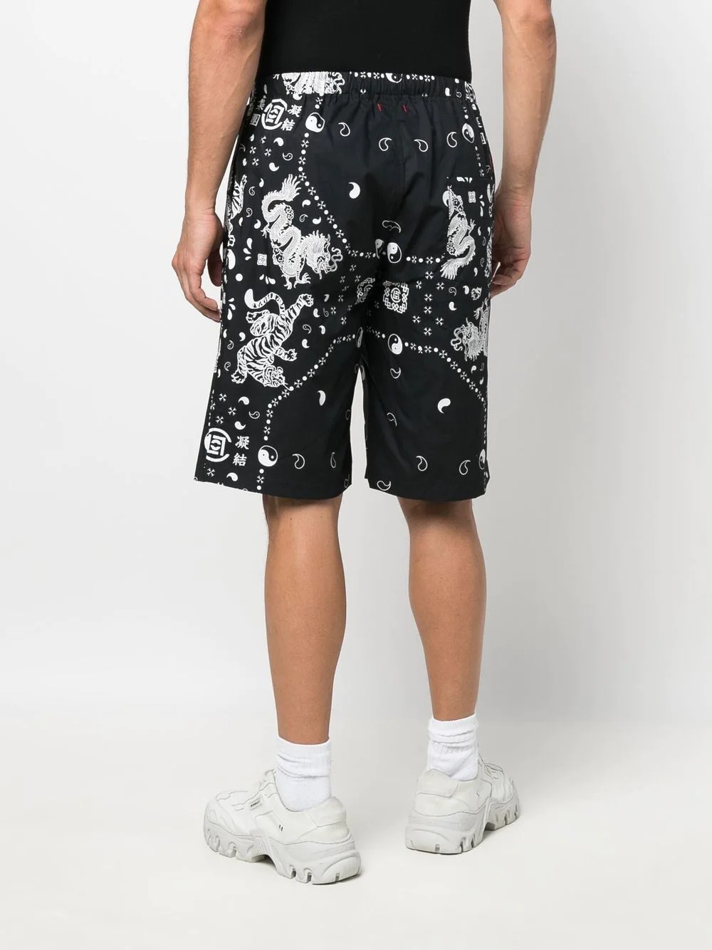 bandana-print bermuda shorts - 4