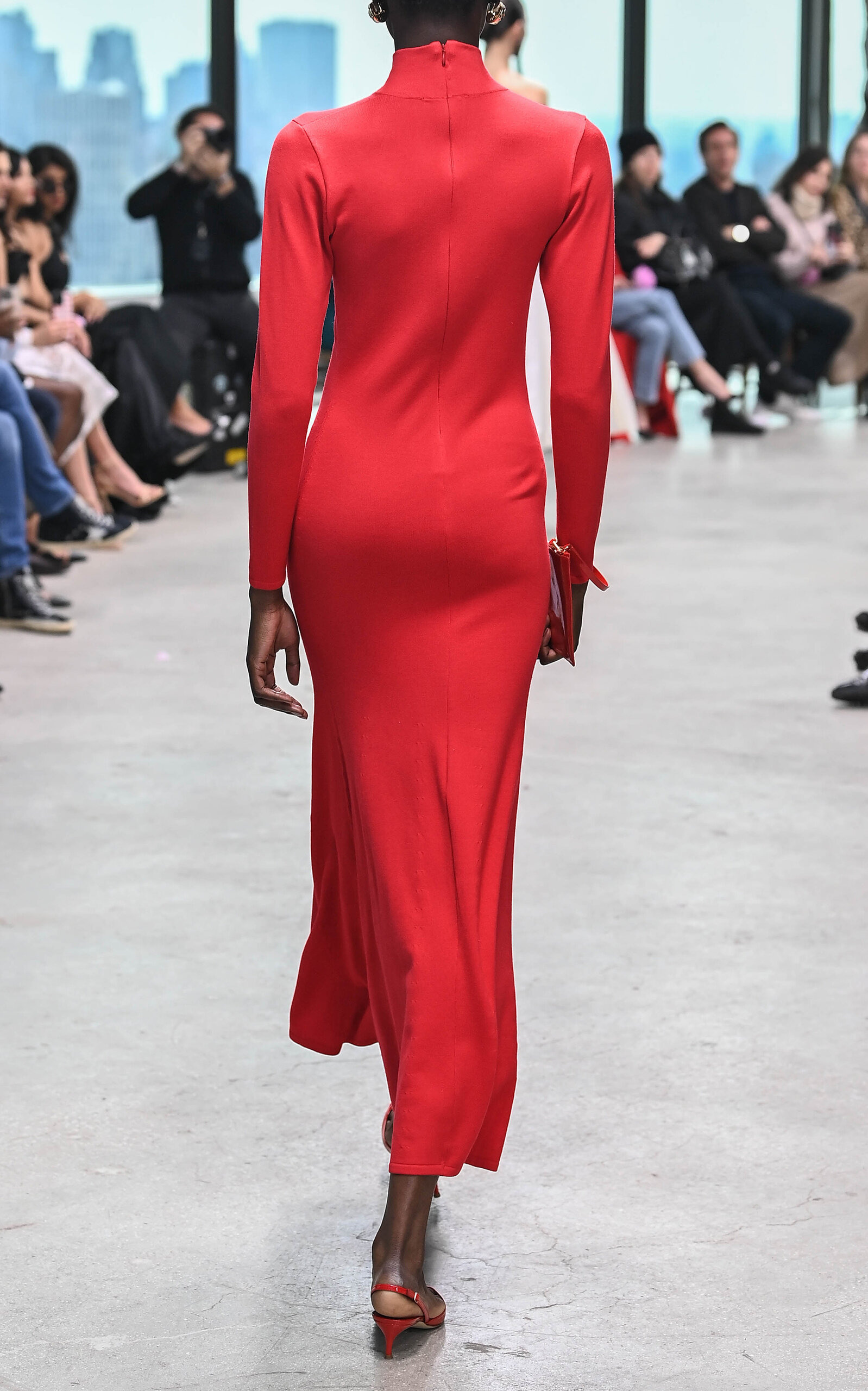 Turtleneck Virgin-Wool Midi Dress red - 6