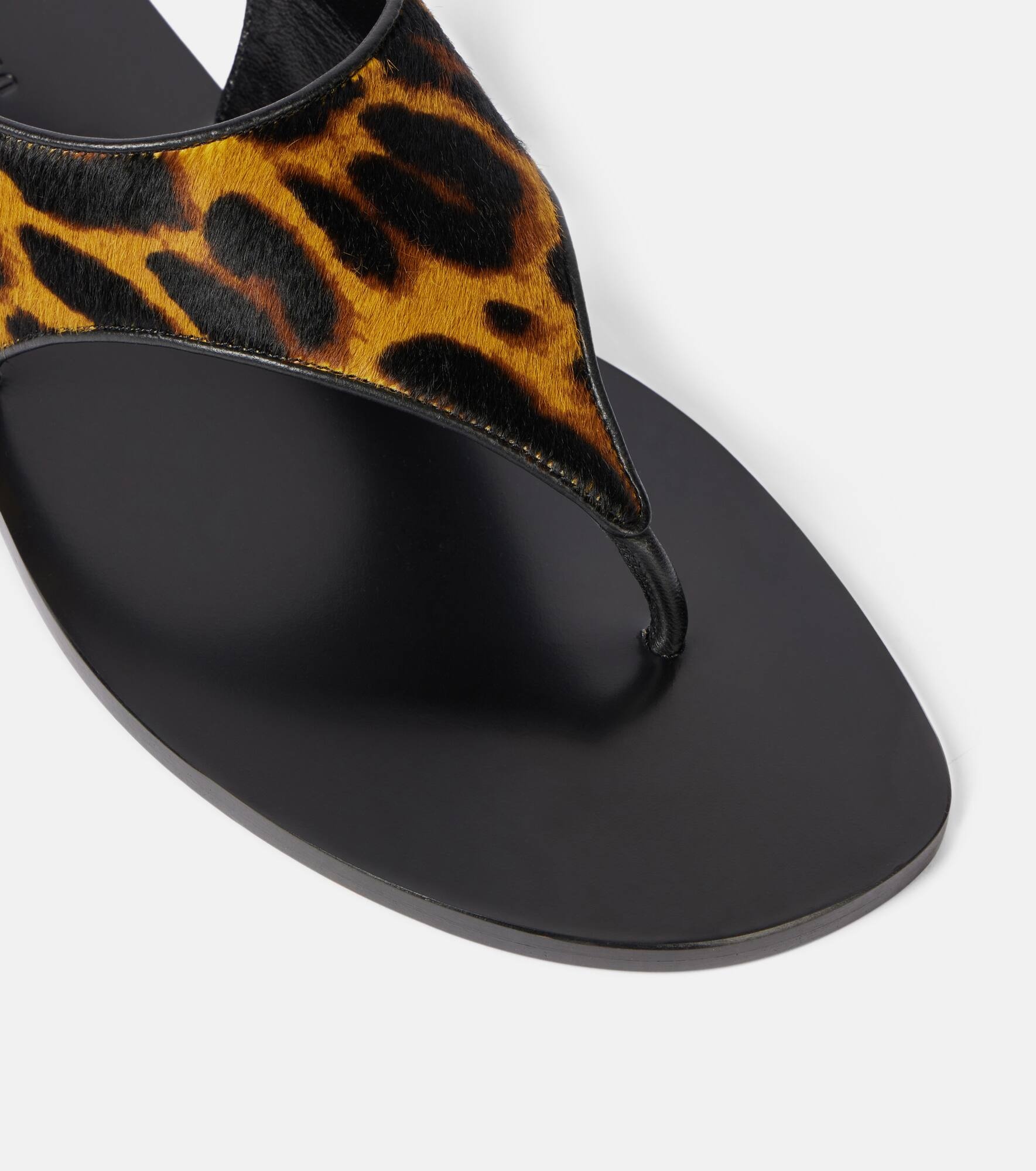 Amalfi leopard-print calf hair thong sandals - 5