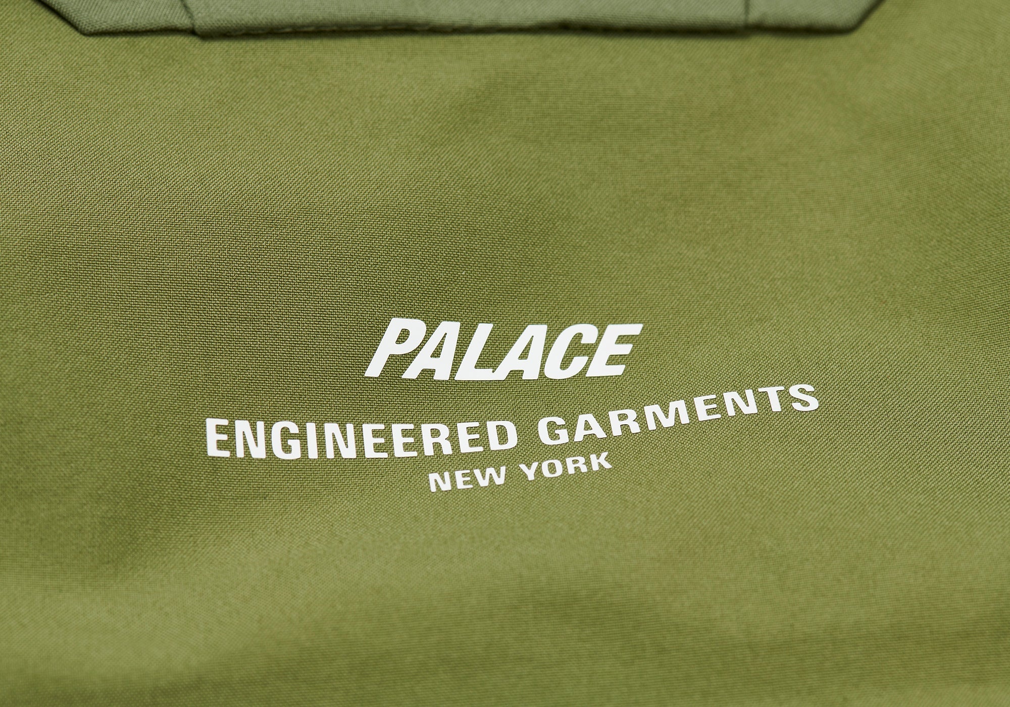 PALACE PALACE ENGINEERED GARMENTS GORE-TEX FIELD PARKA OLIVE PALACE PALACE ENGINEERED GARMENTS GORE-TEX FIELD PARKA OLIVE