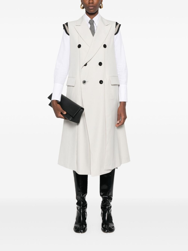 sacai sleeveless coat outlook