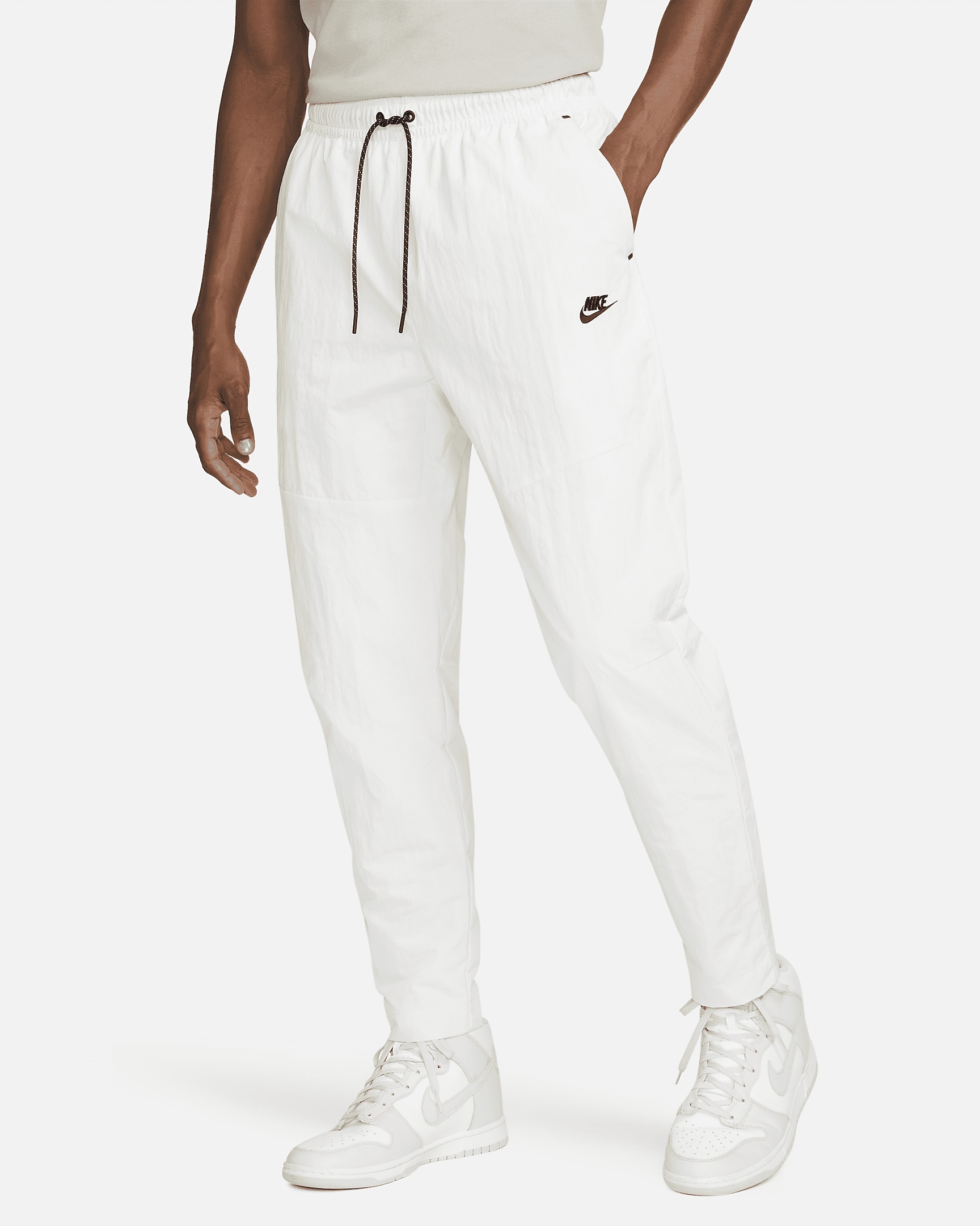 Men's Nike Sportswear Tech Essentials lined Commuter Pants - 1