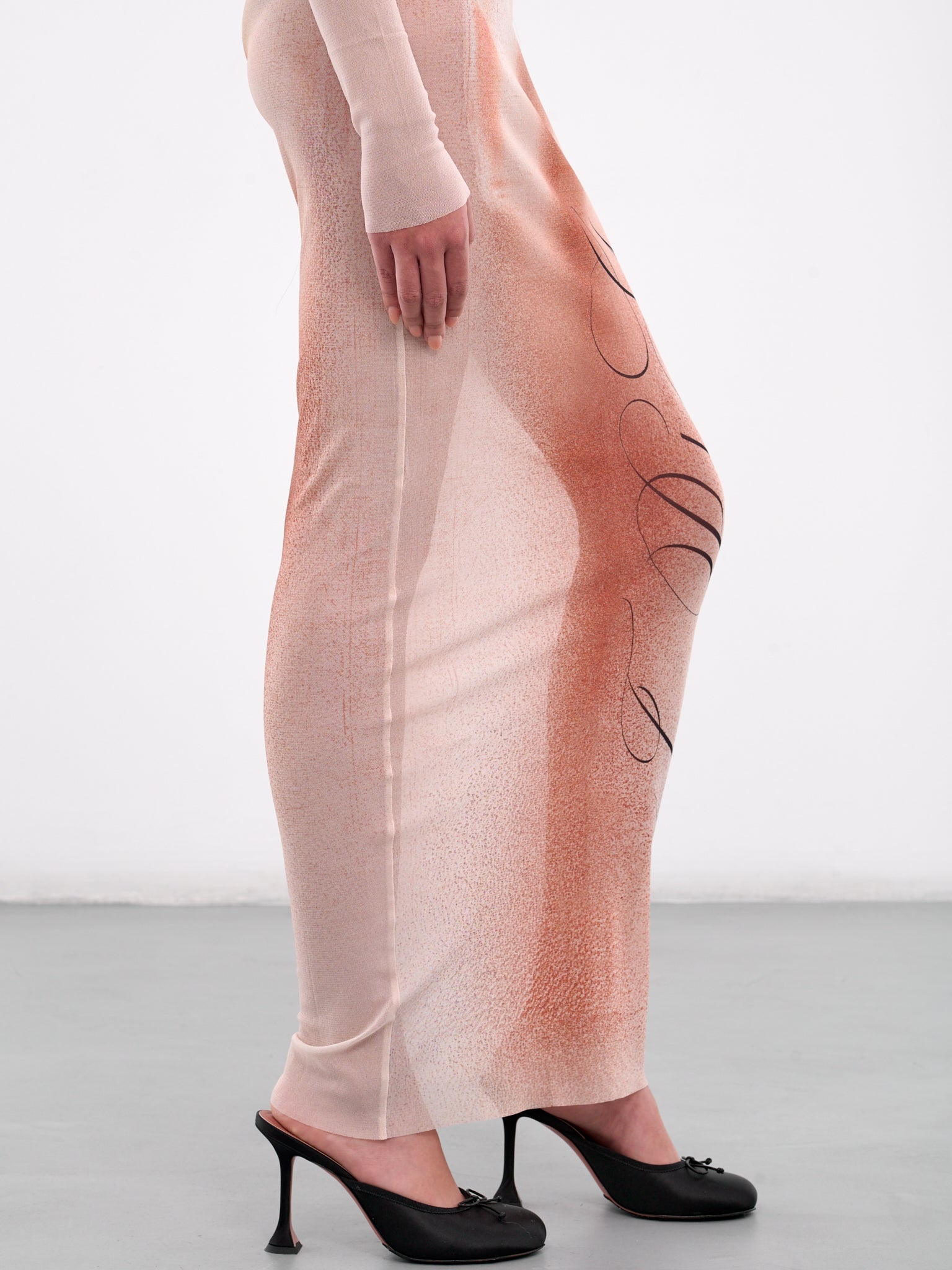 The “Le Classique” Long Dress - 4