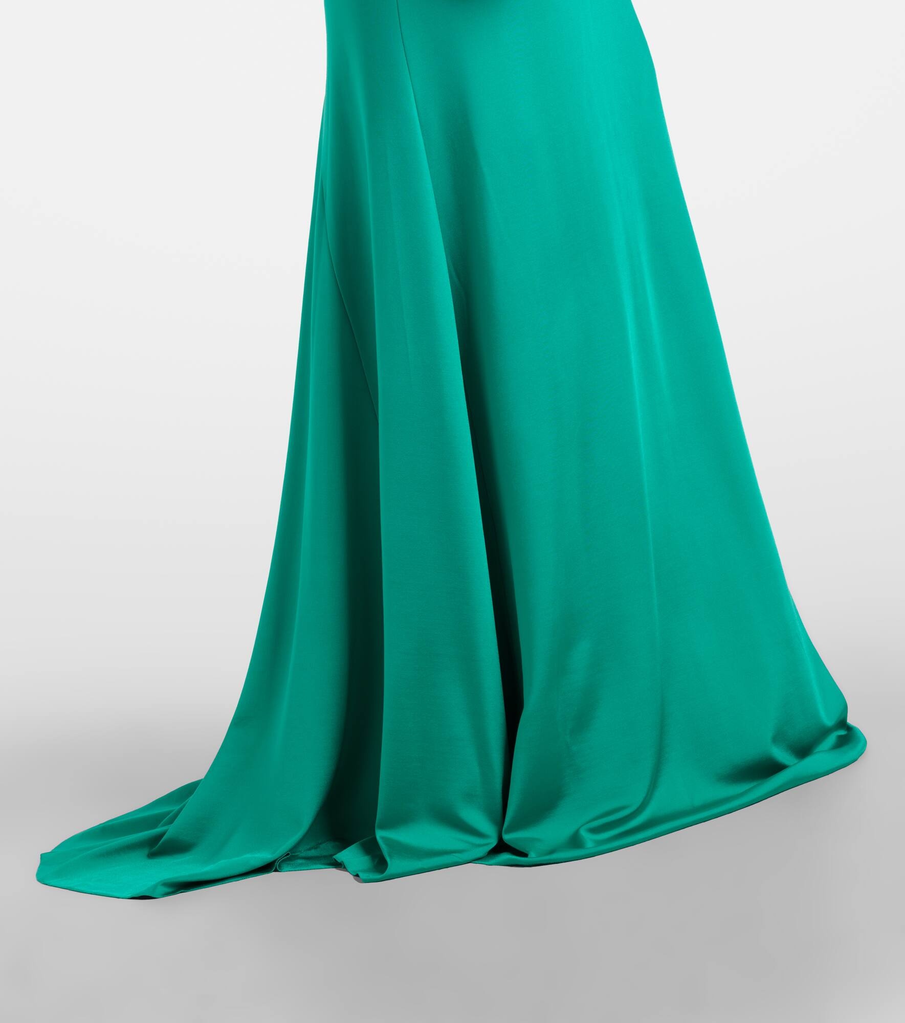 Open-back gown - 5