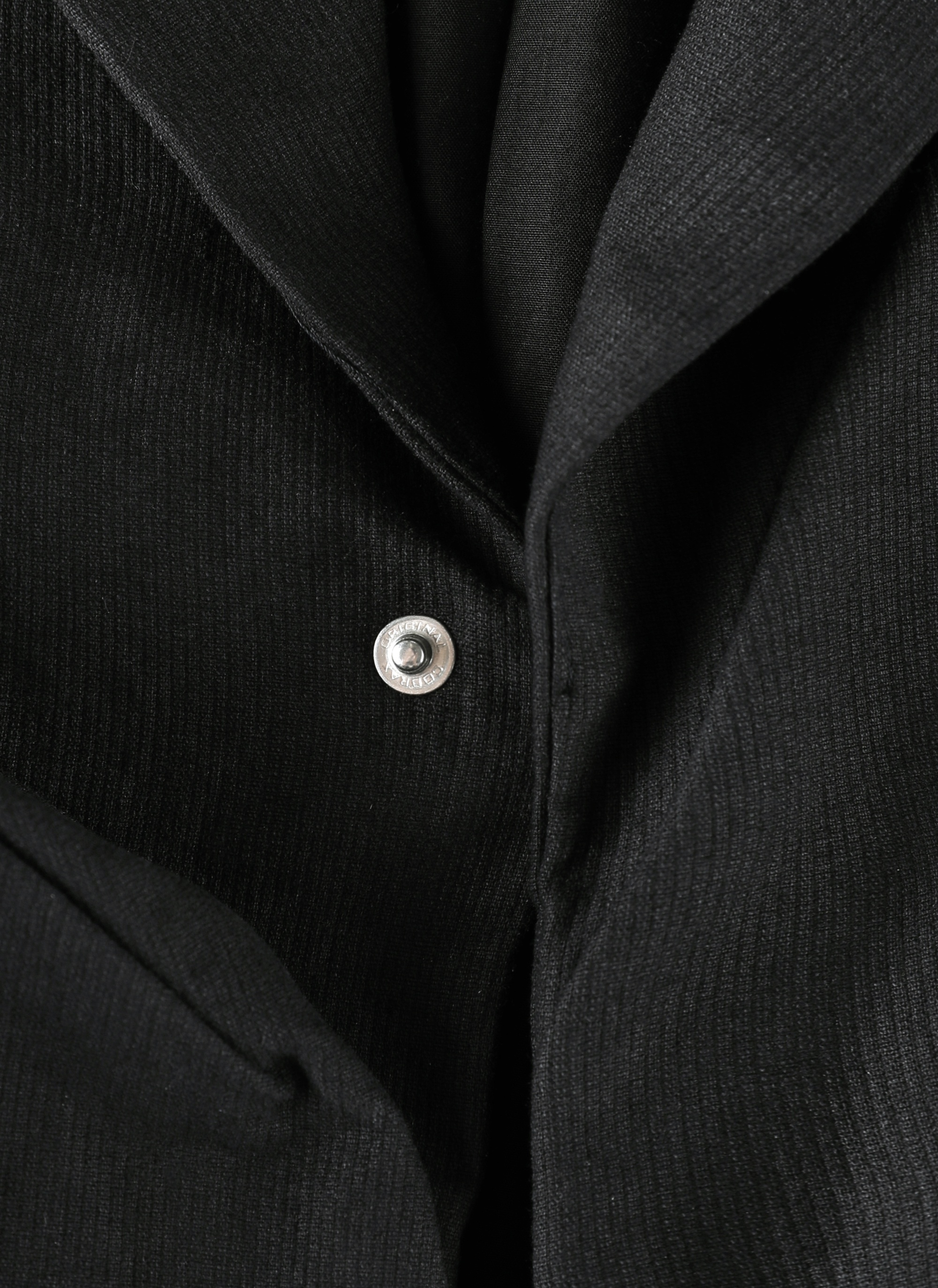 7.0 JACKET CENTER (BLACK) - 8