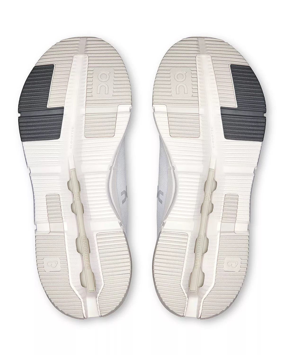 Men's Cloudnova 2 Low Top Sneakers - 5