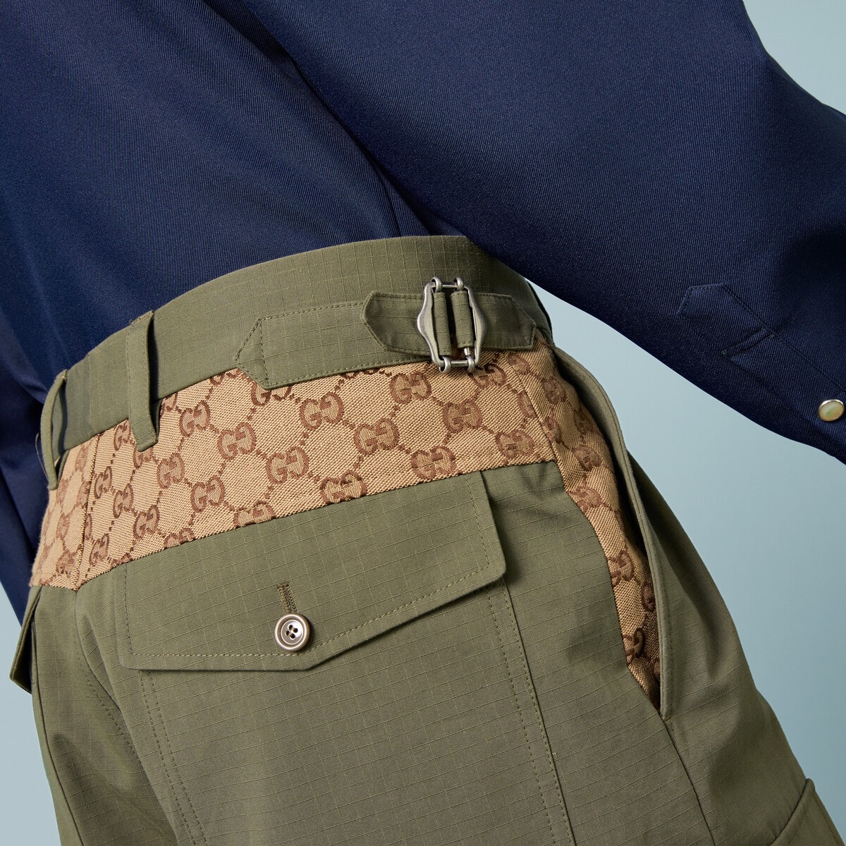 Gucci Brand-panel Side-epaulette Relaxed-fit Wide-leg Cotton Cargo Trousers  in Green for Men