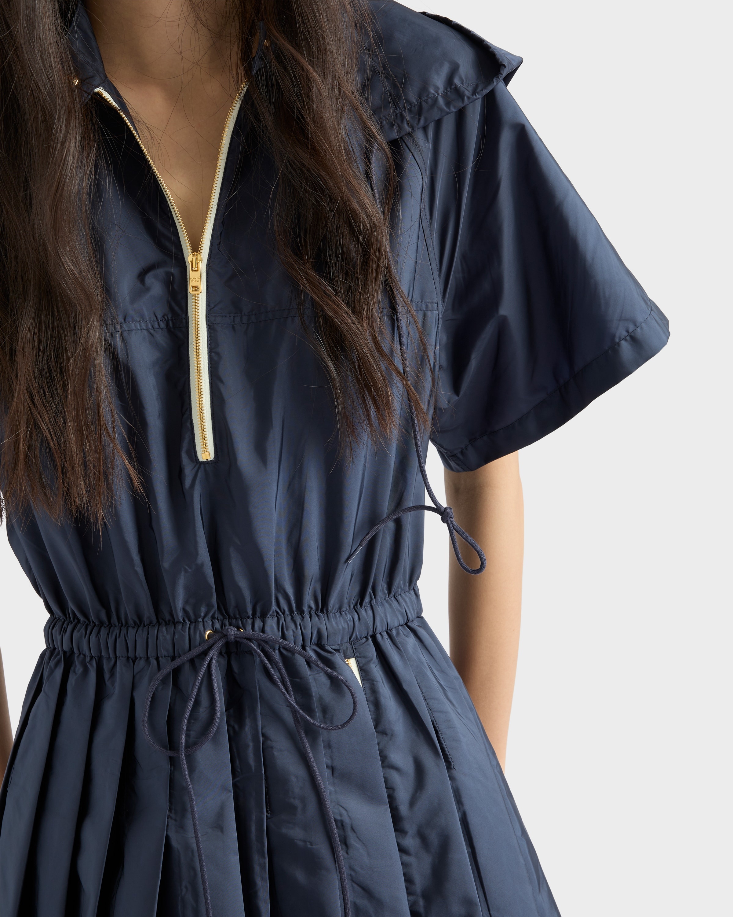 Light Re-Nylon midi-dress - 4