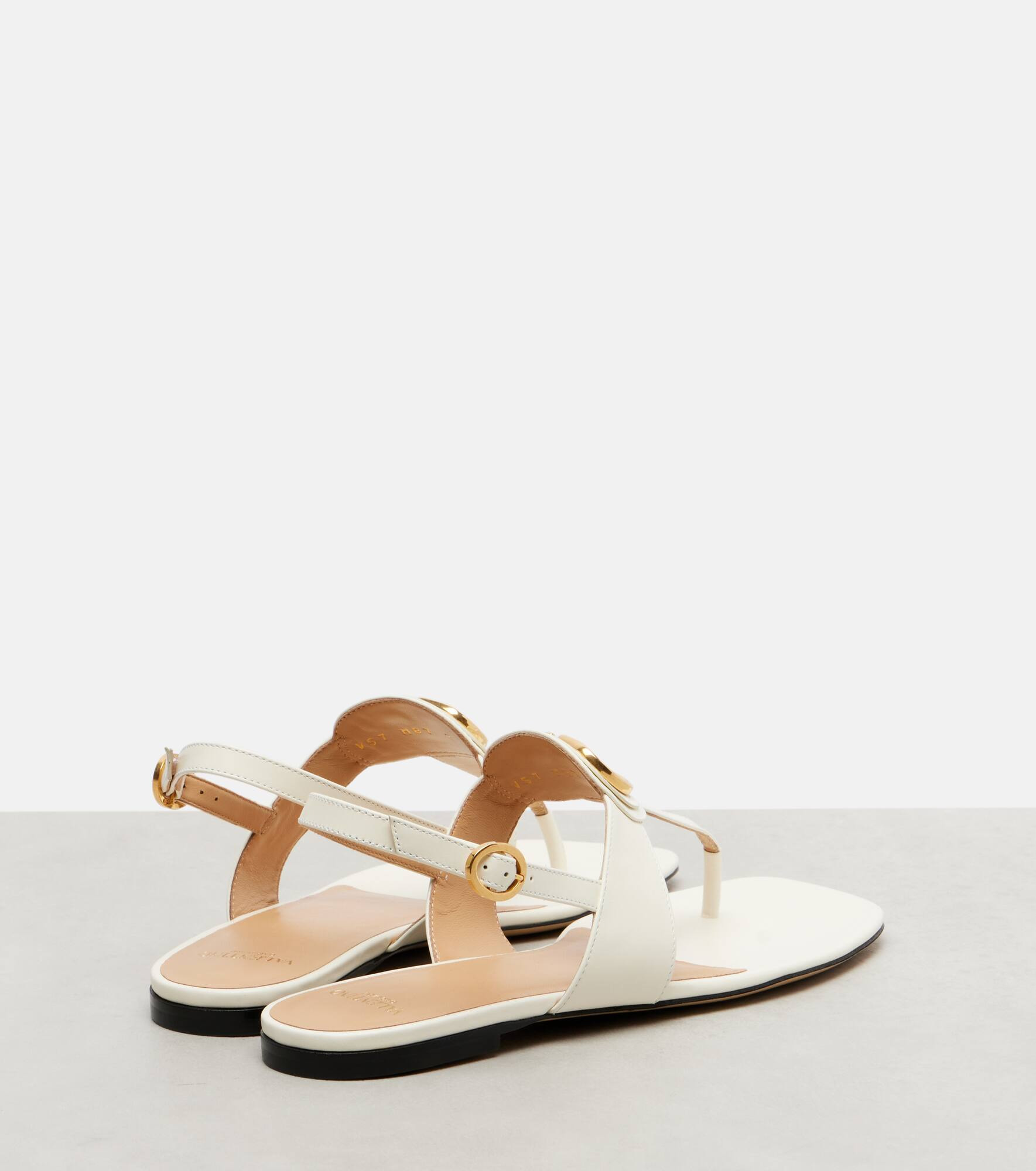 VLogo Signature leather thong sandals - 2