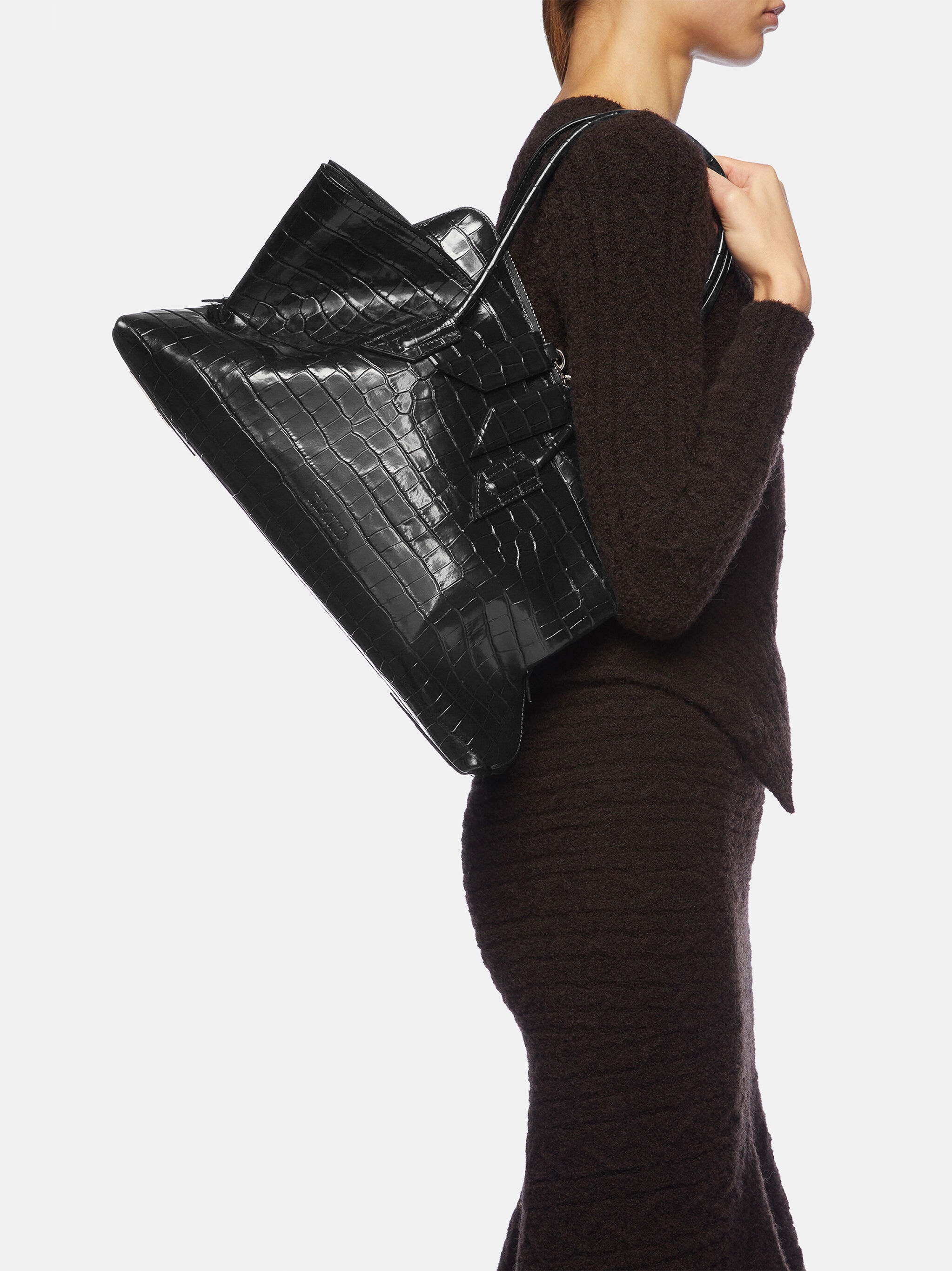 ''LA PASSEGGIATA MEDIUM'' BLACK TOP HANDLE - 2