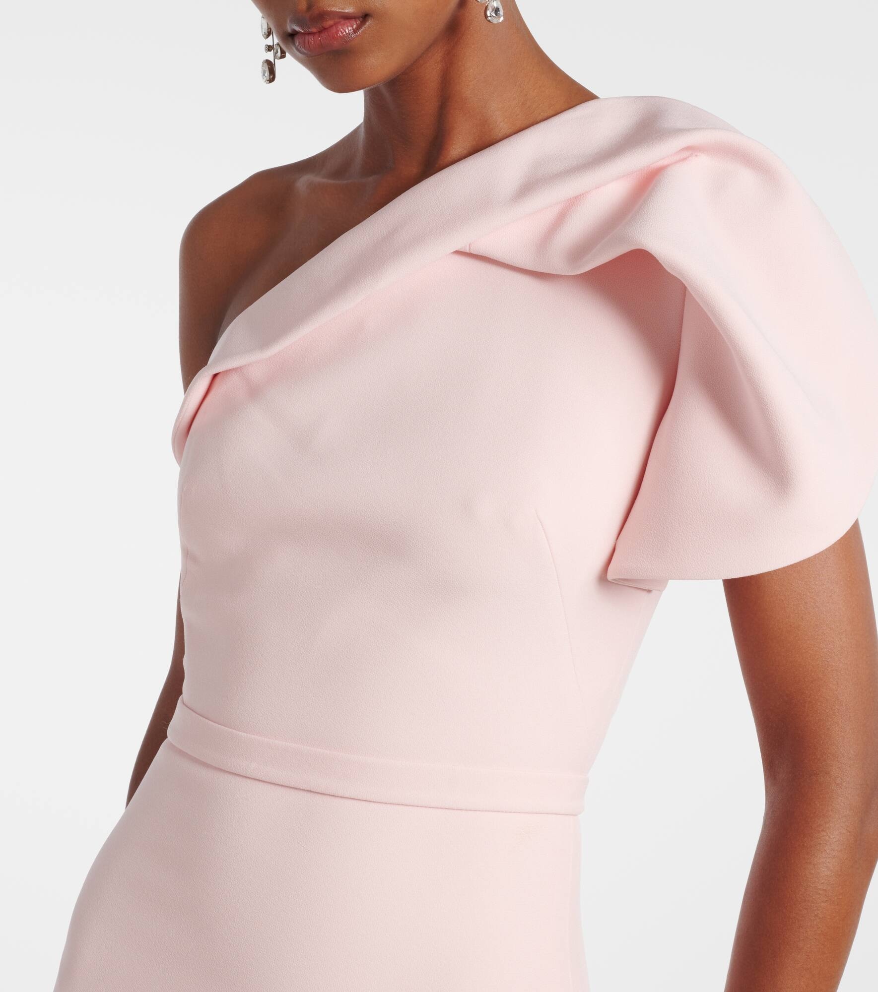 One-shoulder crêpe gown - 4