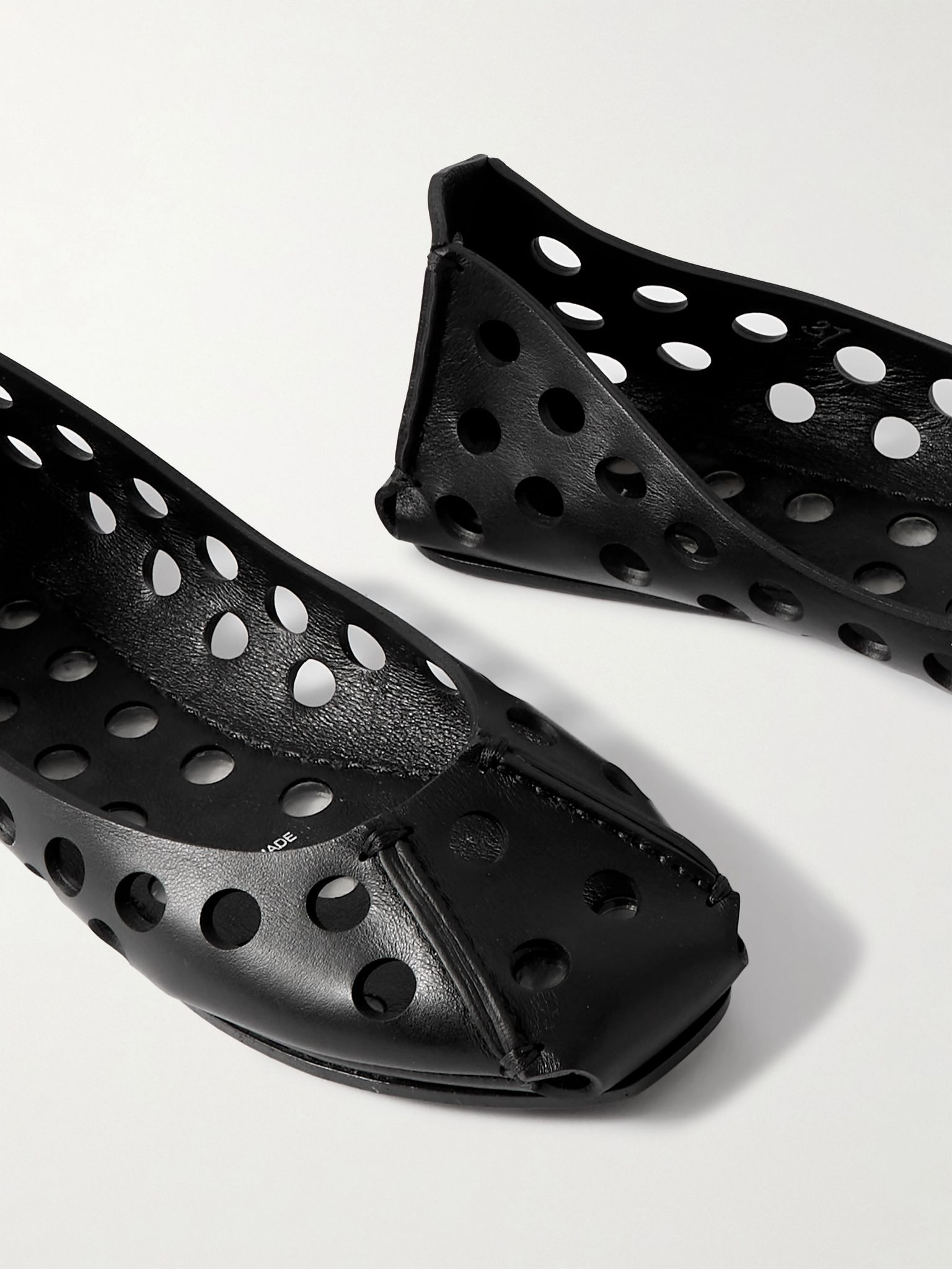 Perforated leather ballet flats Black - 4