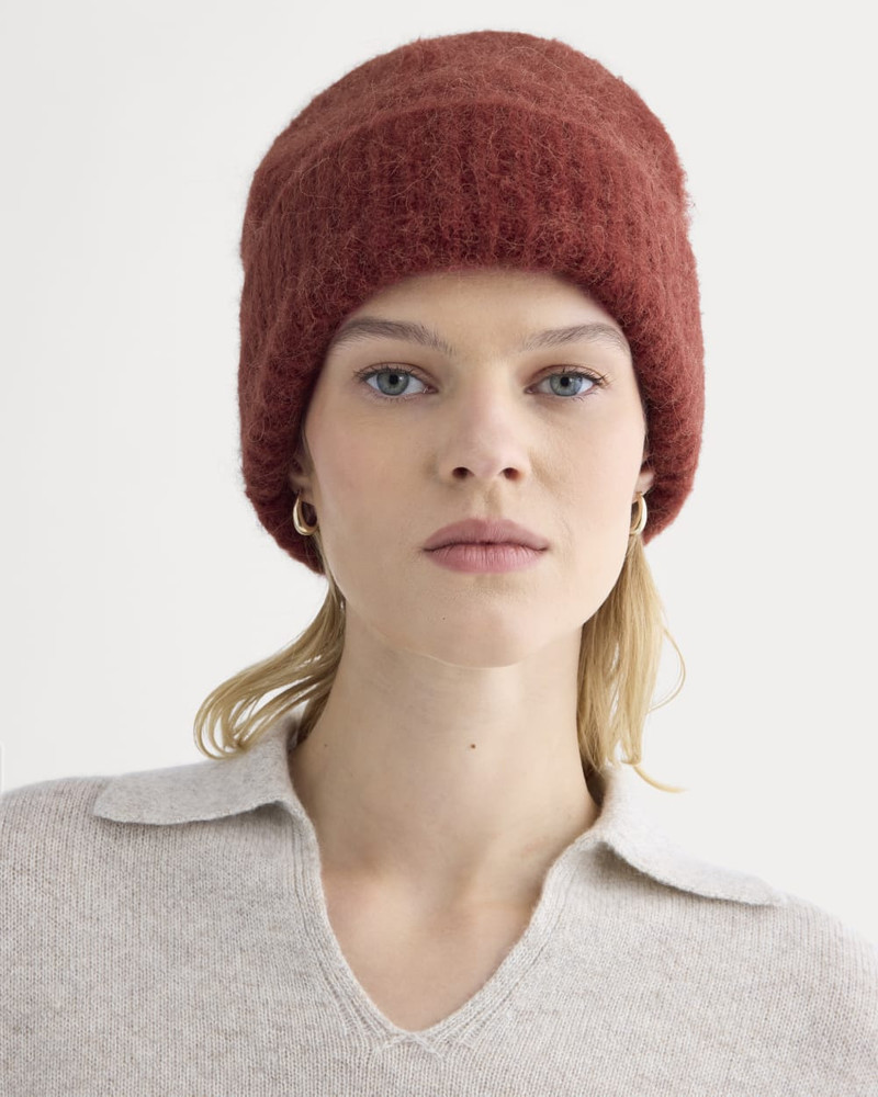 PLUSH ALPACA BEANIE 3