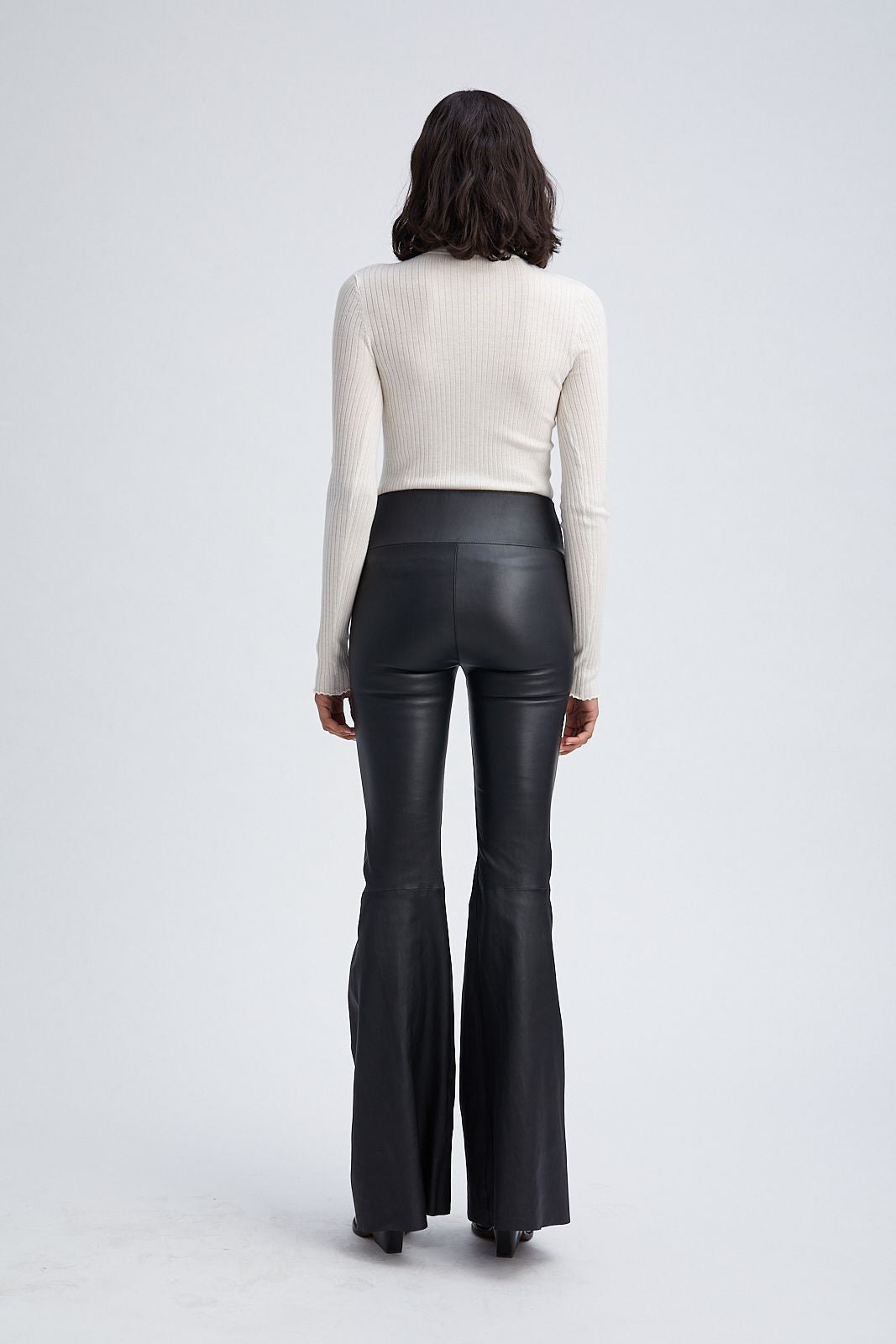 CHALK CASHMERE MOCK NECK - 6