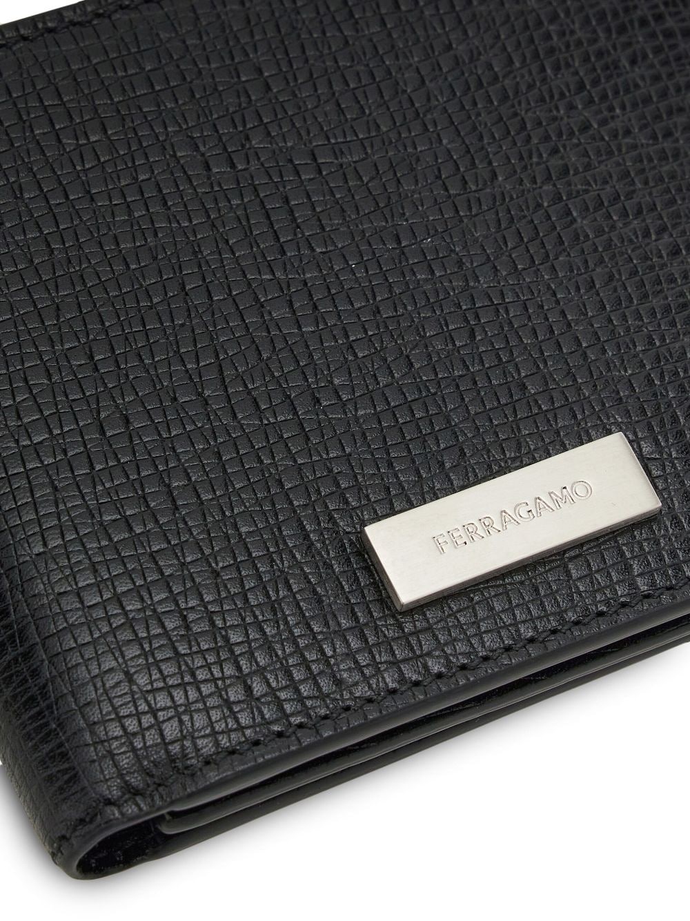 logo-plaque textured leather wallet - 5
