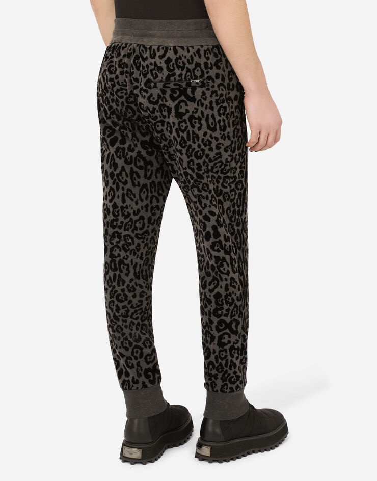 Jogging pants with flocked leopard print - 5