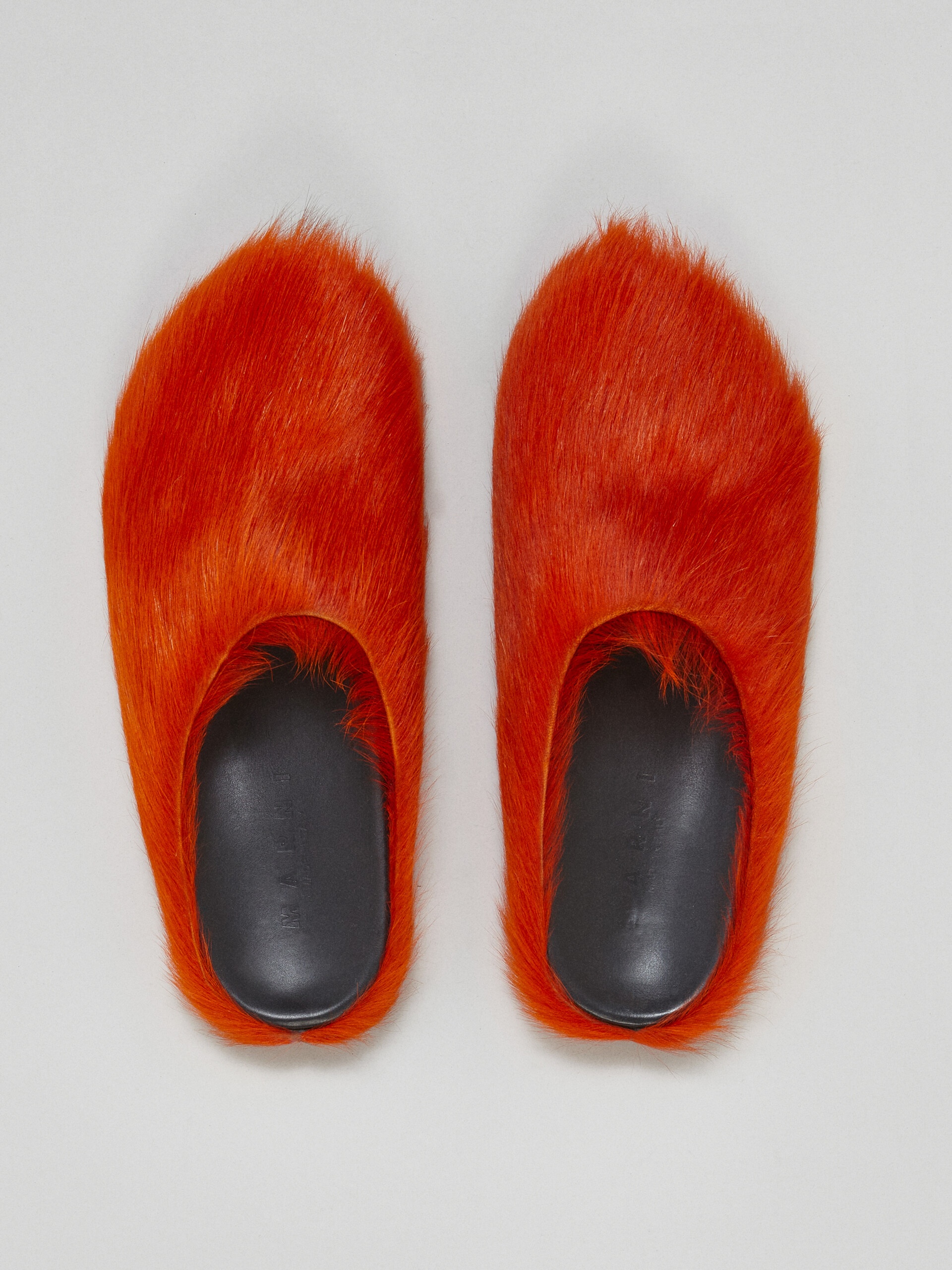 ORANGE LONG HAIR CALFSKIN FUSSBETT SABOT - 4