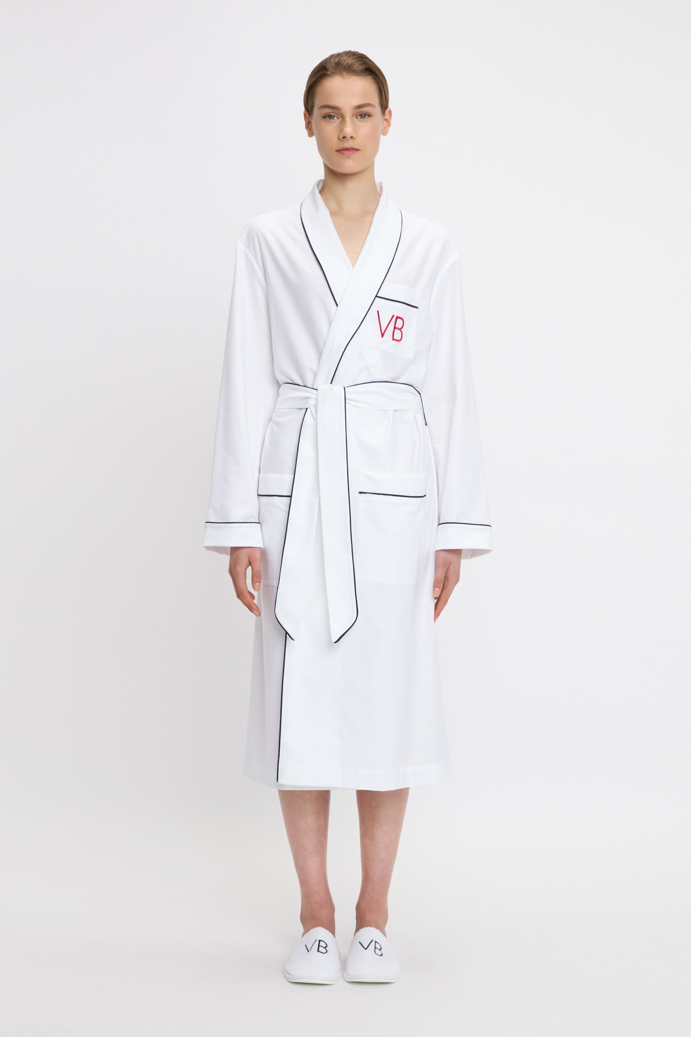 Piping Detail Pyjama Robe In White - 2