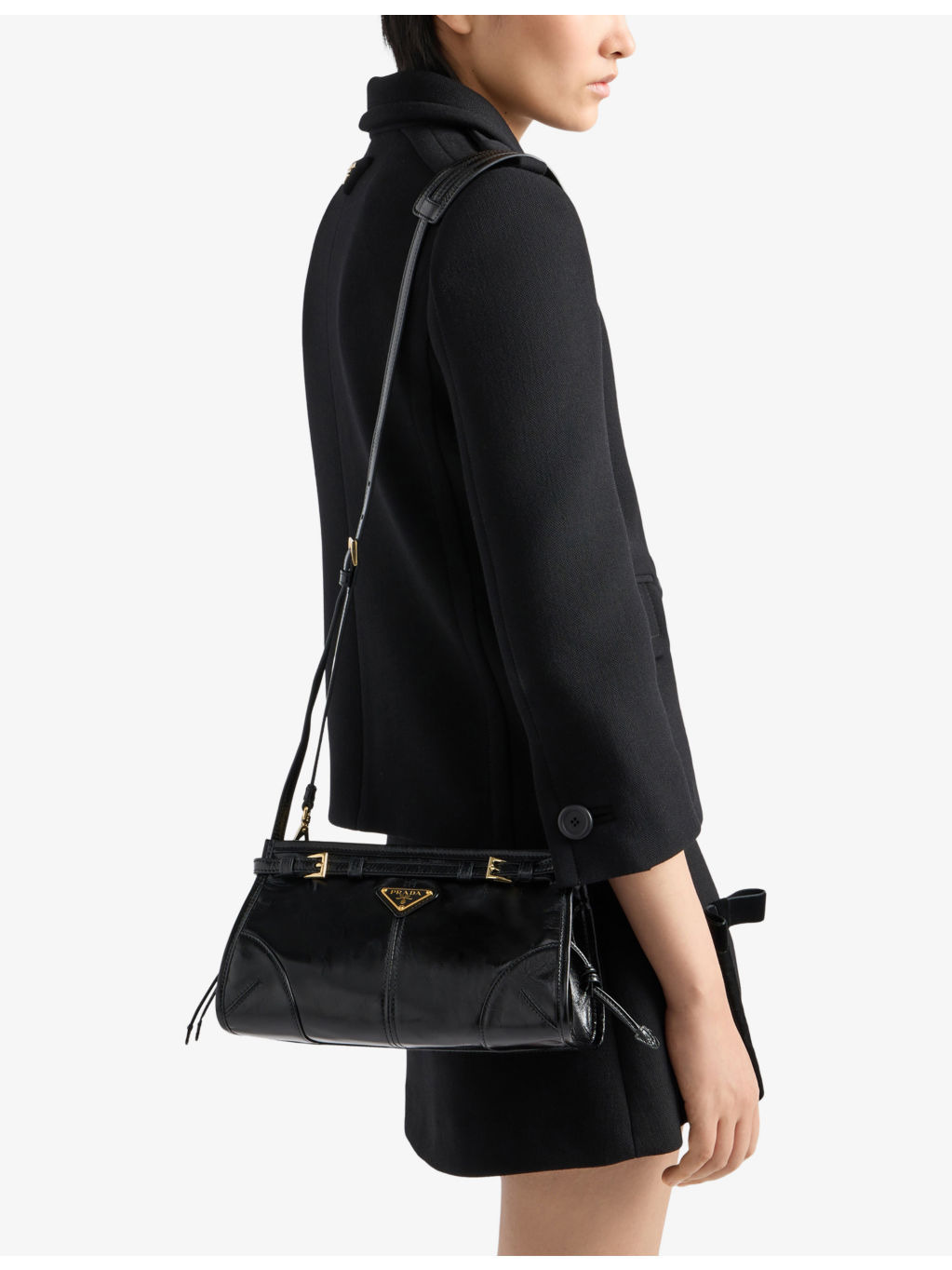 Brand-plaque small leather shoulder bag - 3