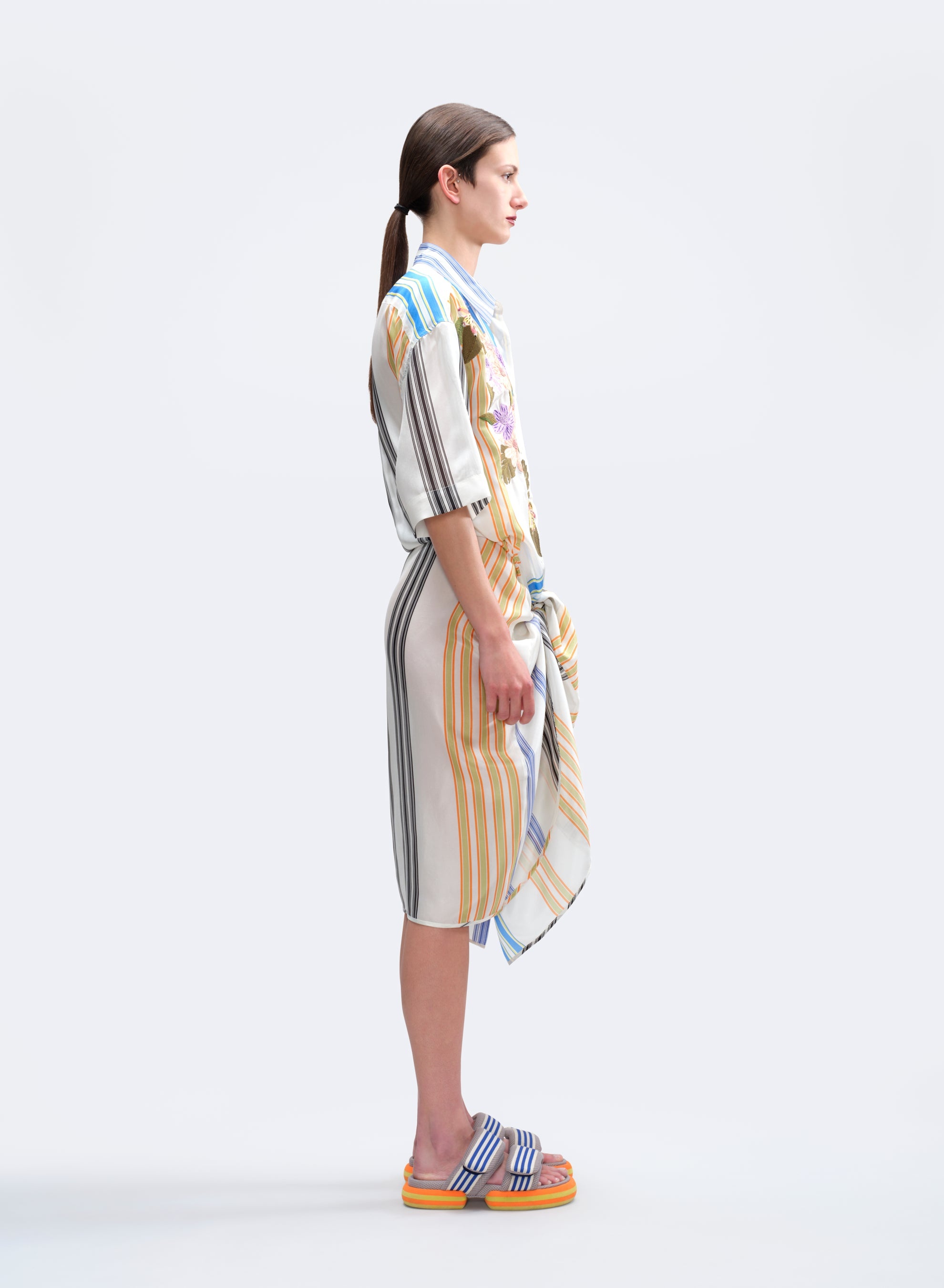 EMBROIDERED DRESS - 5