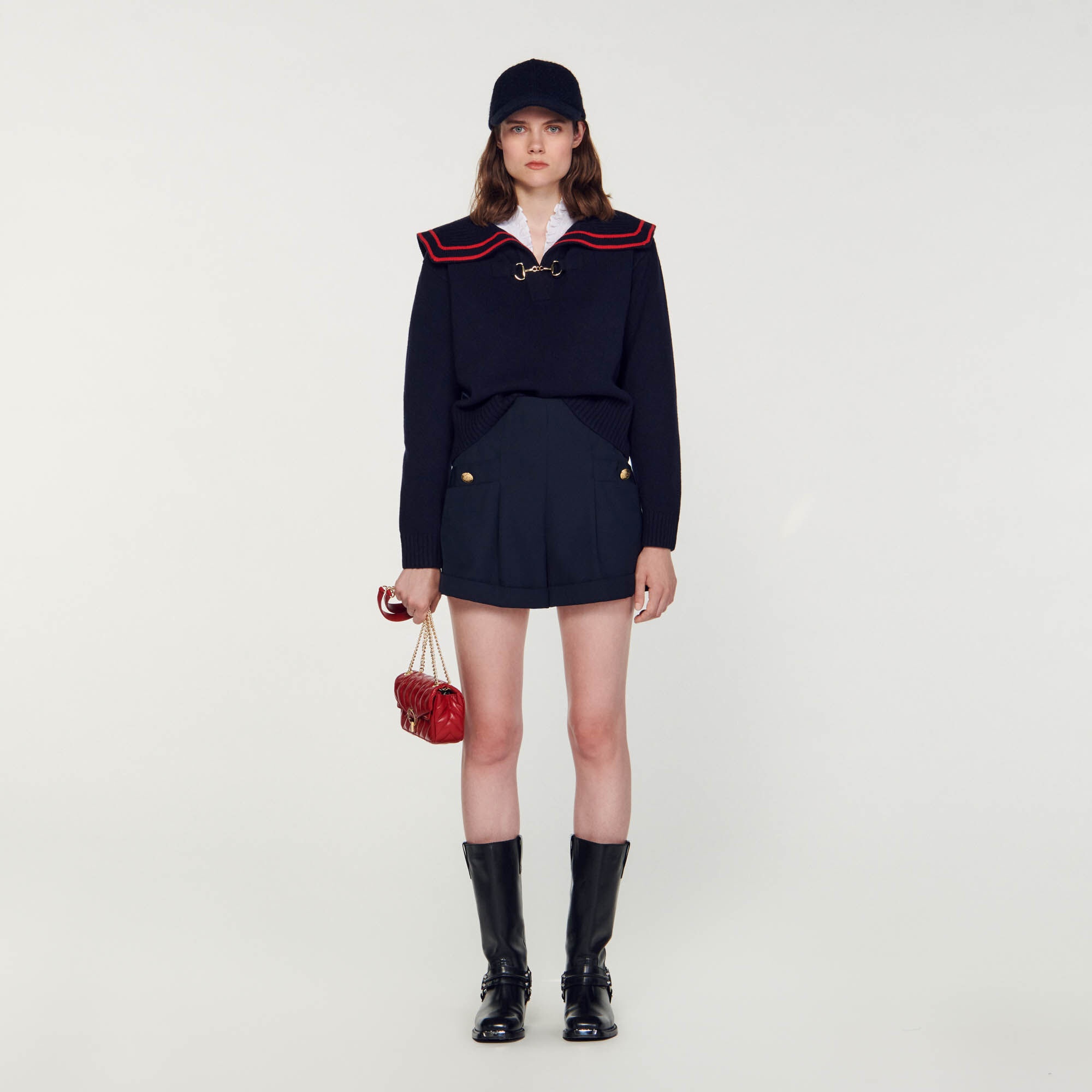 SWEATER WITH AN OPEN COLLAR - 2