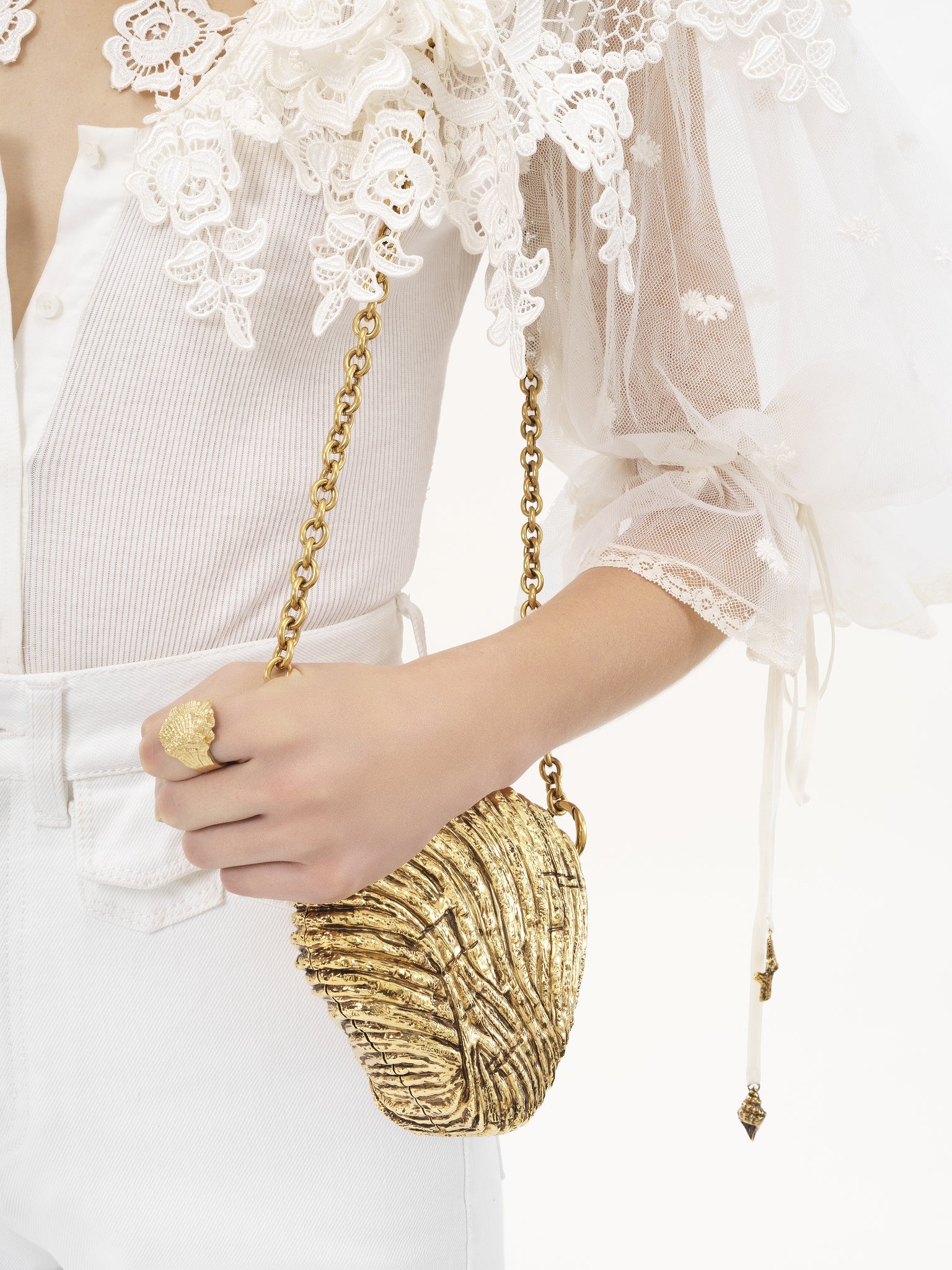 THE CHLOÉ SHELLS RING - 2