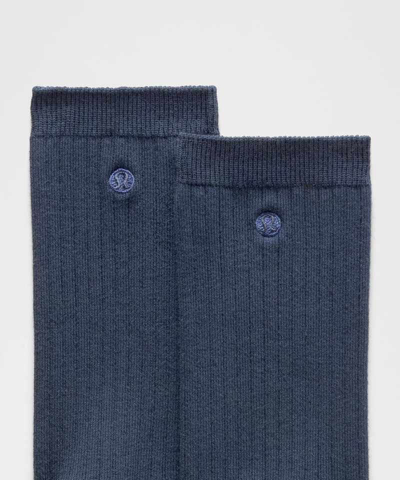 lululemon Unisex Ribbed Cotton-Blend Crew Socks outlook